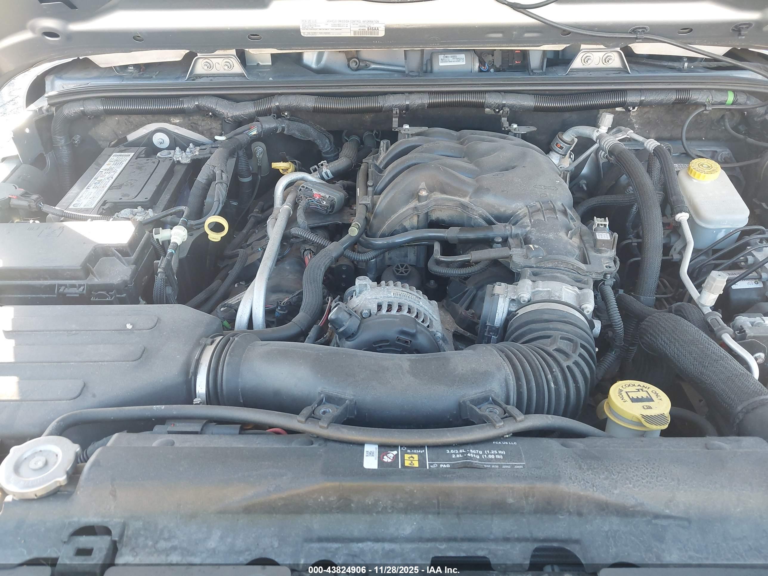 JEEP WRANGLER image 10