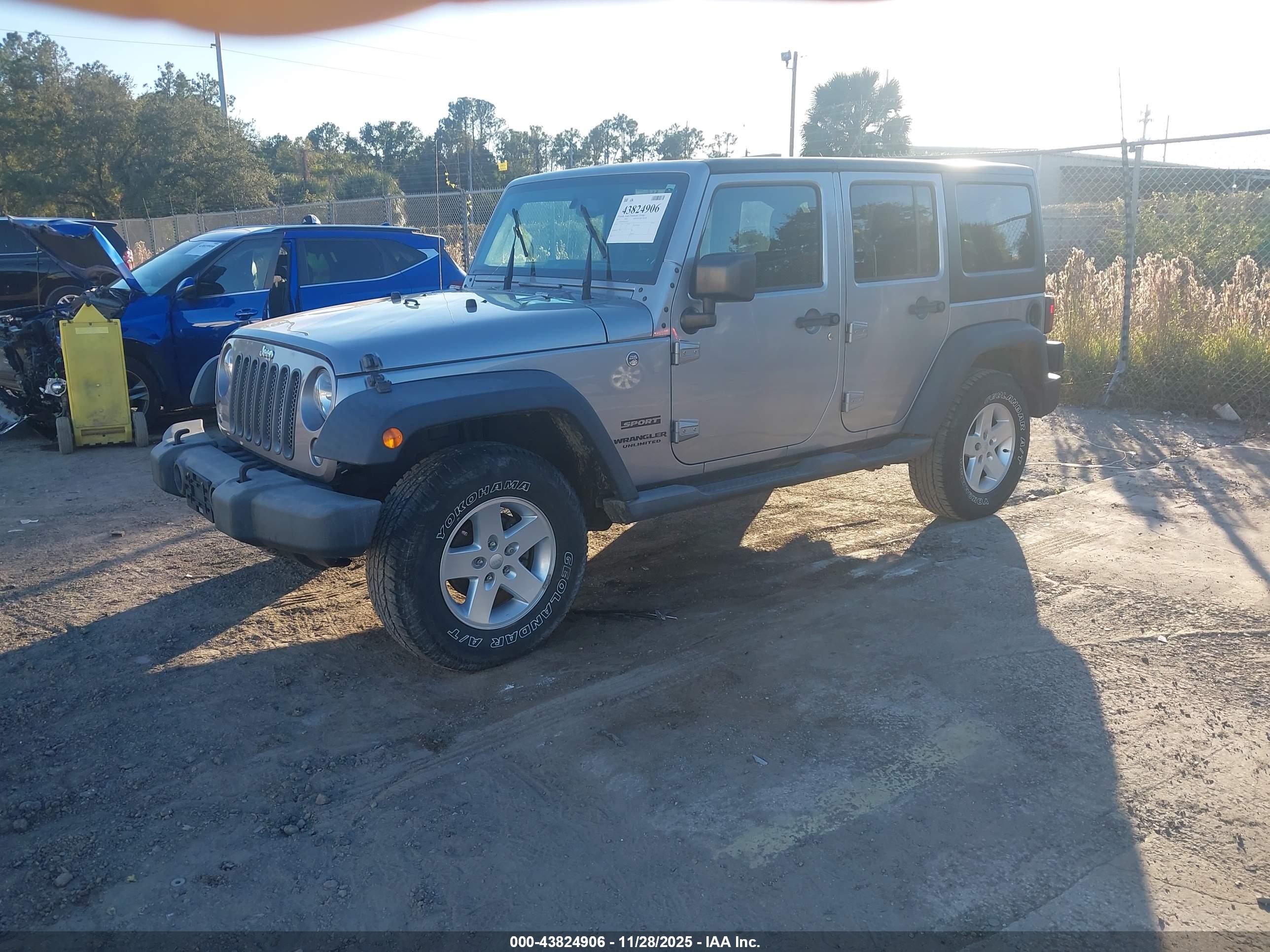 JEEP WRANGLER image 2