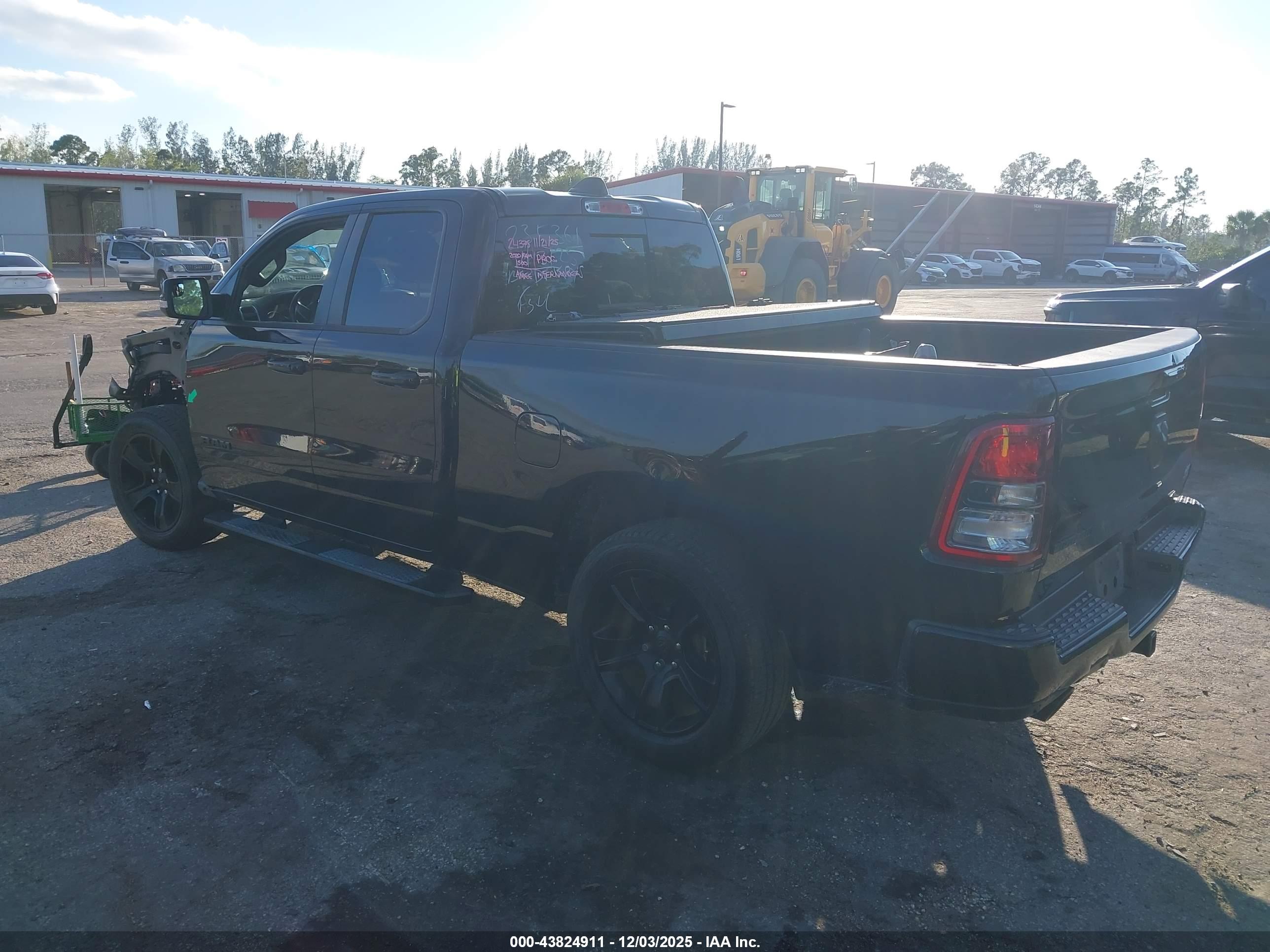 RAM 1500 image 3