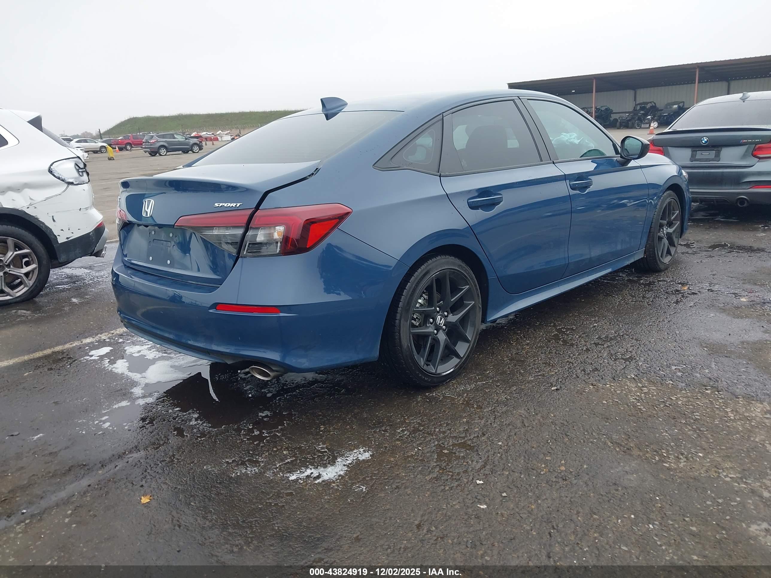 HONDA CIVIC image 4