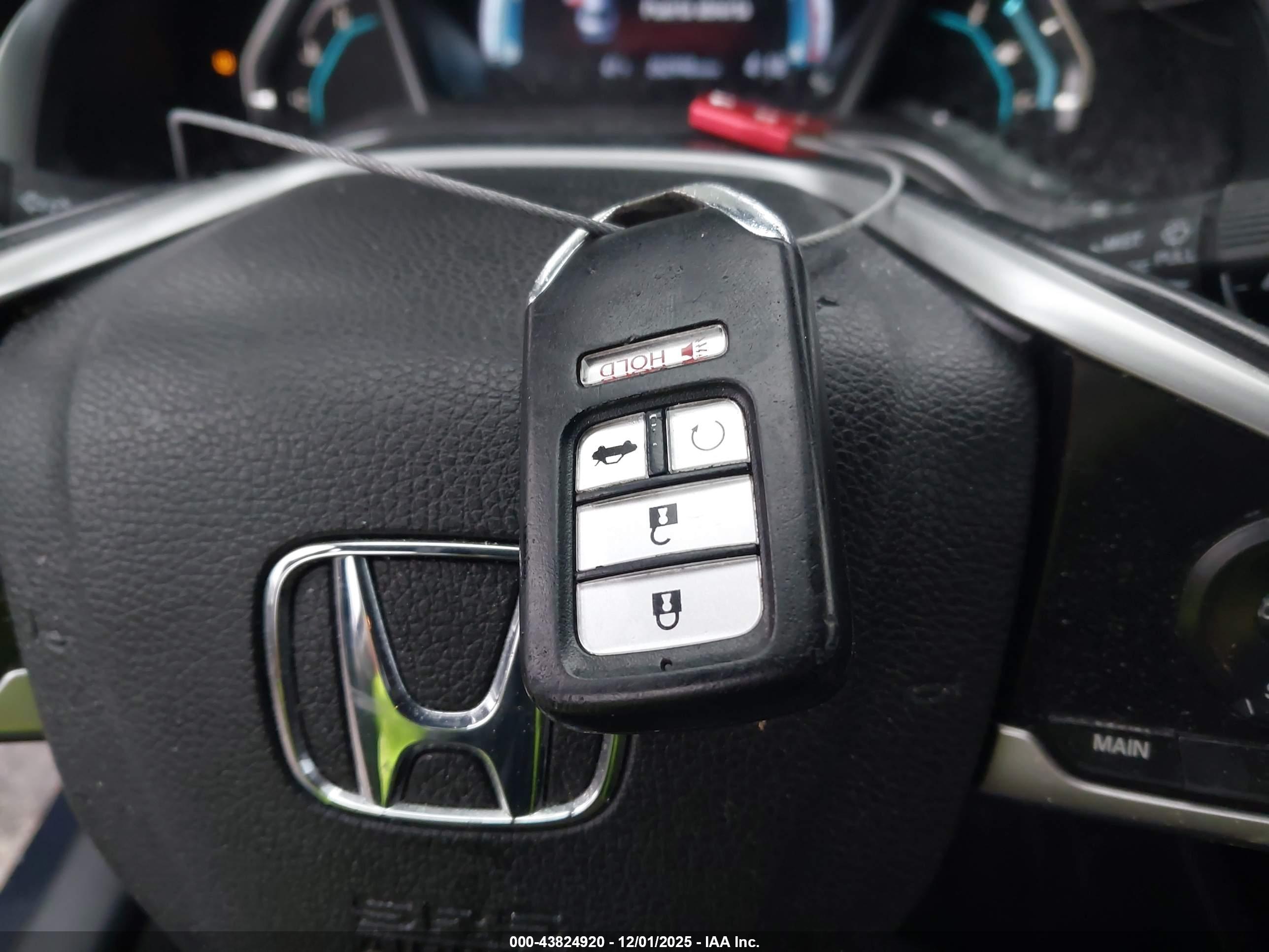 HONDA CIVIC image 11