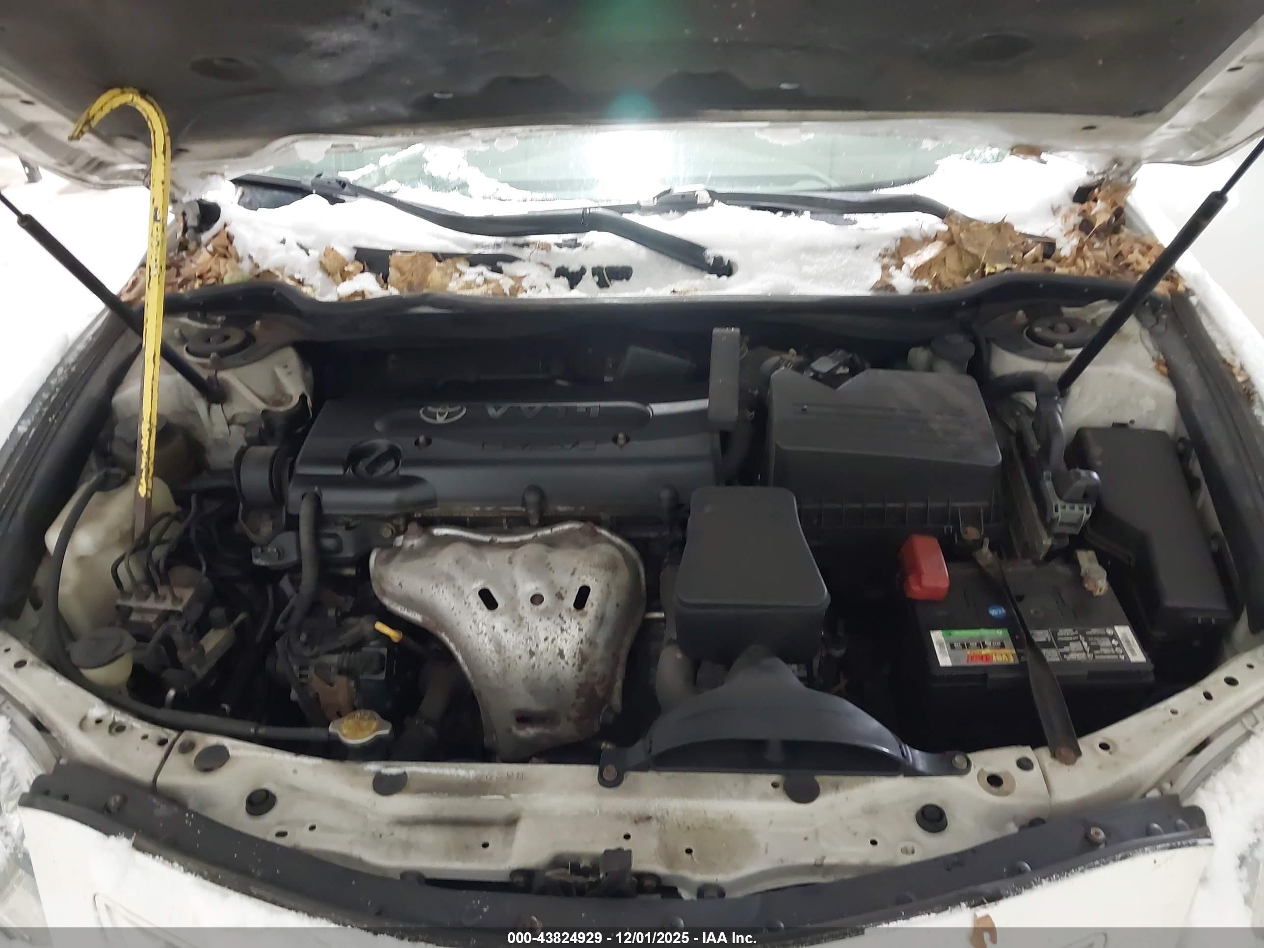 TOYOTA CAMRY image 10