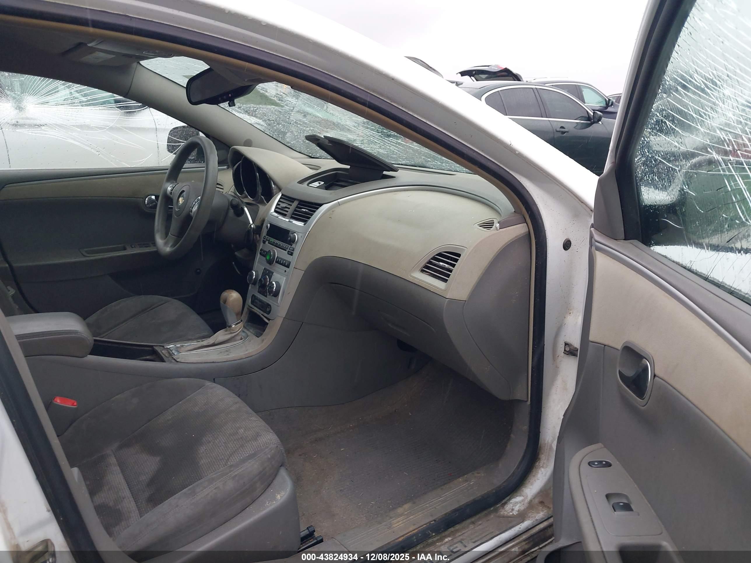 CHEVROLET MALIBU image 5