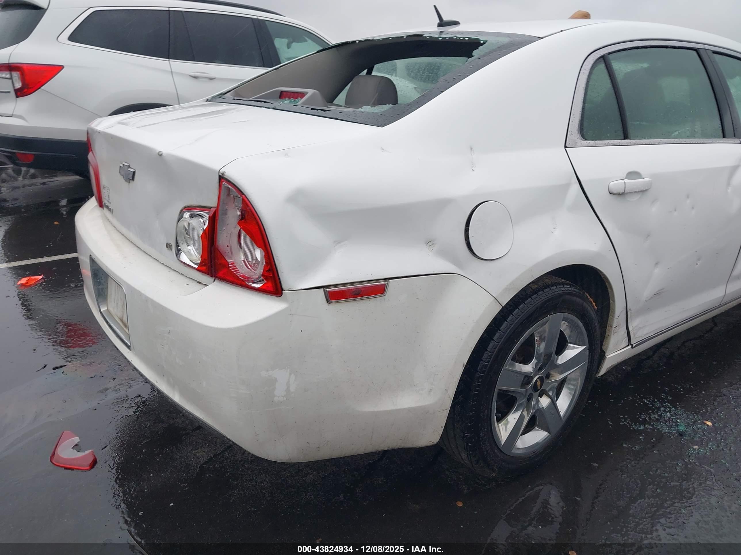 CHEVROLET MALIBU image 6