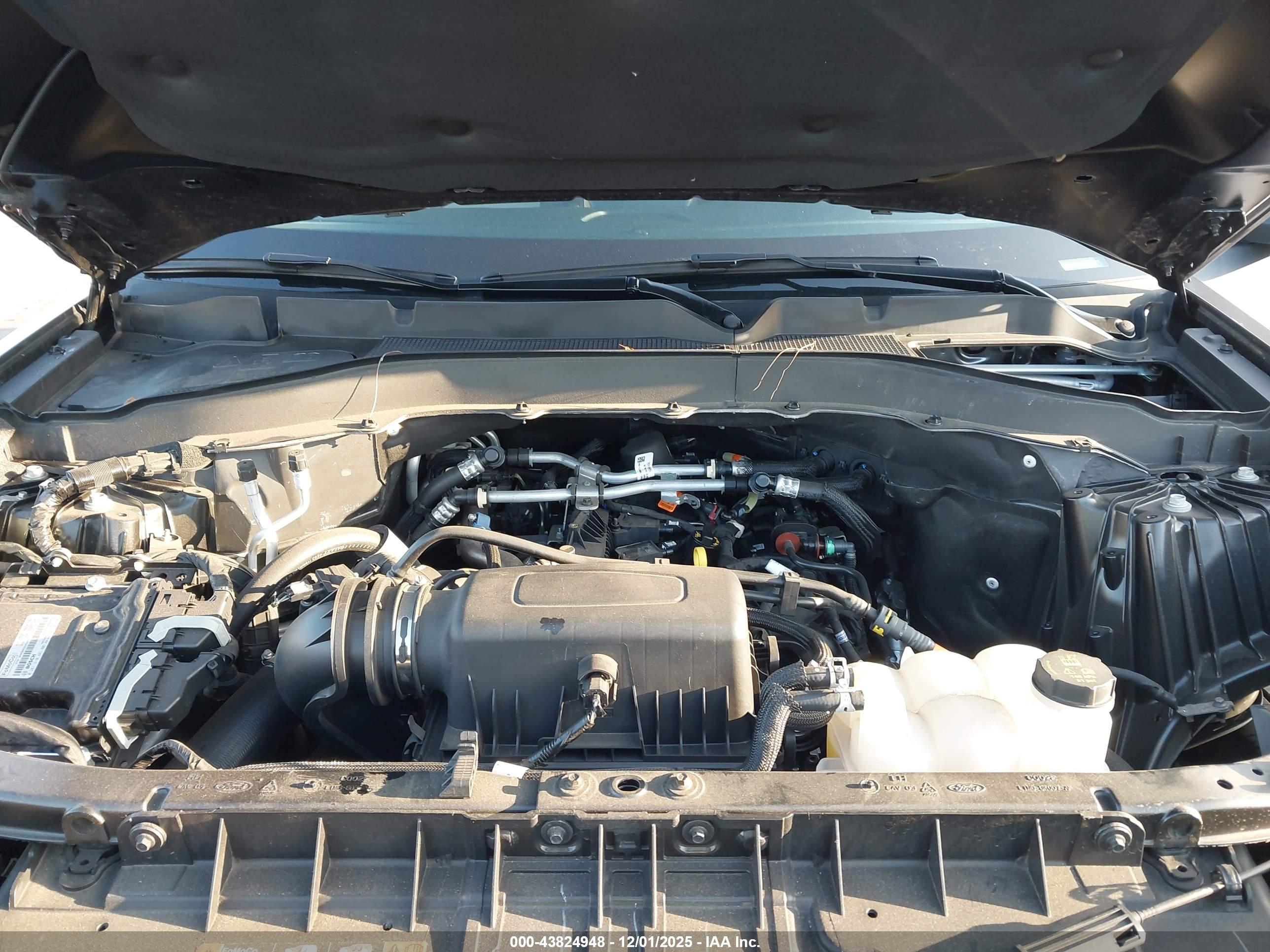 FORD EXPLORER image 10