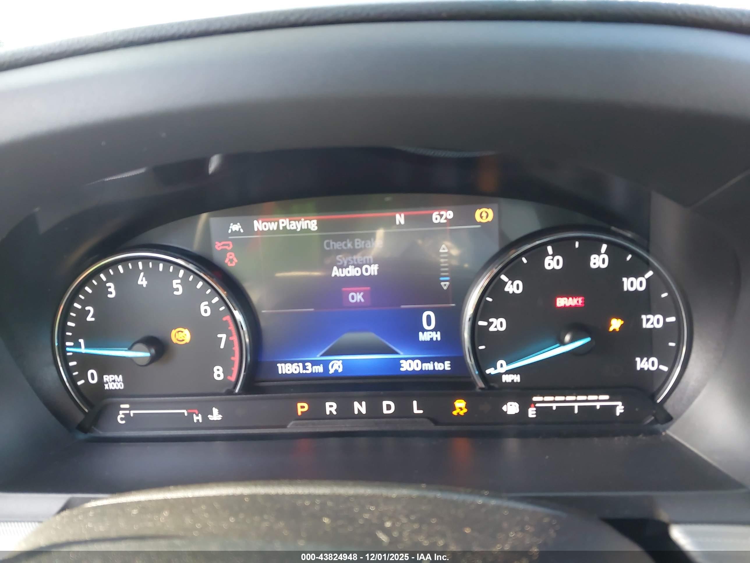 FORD EXPLORER image 7