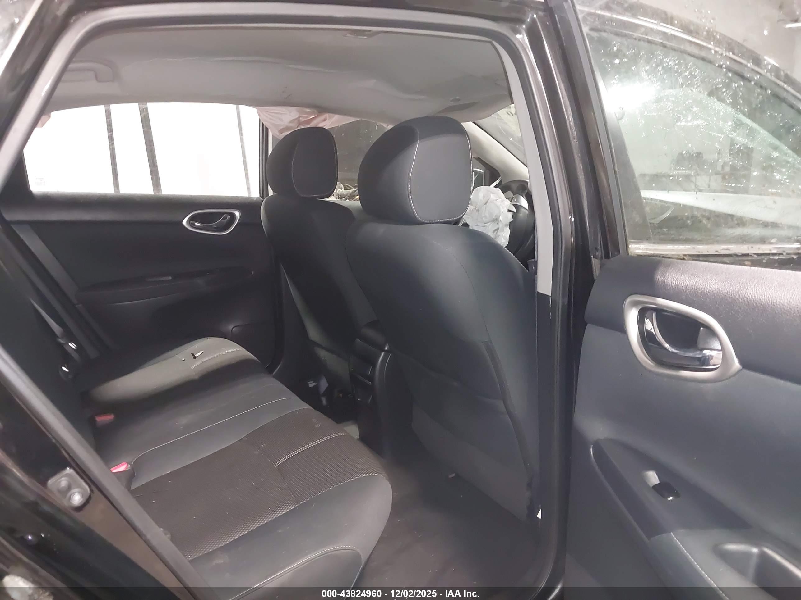 NISSAN SENTRA image 8