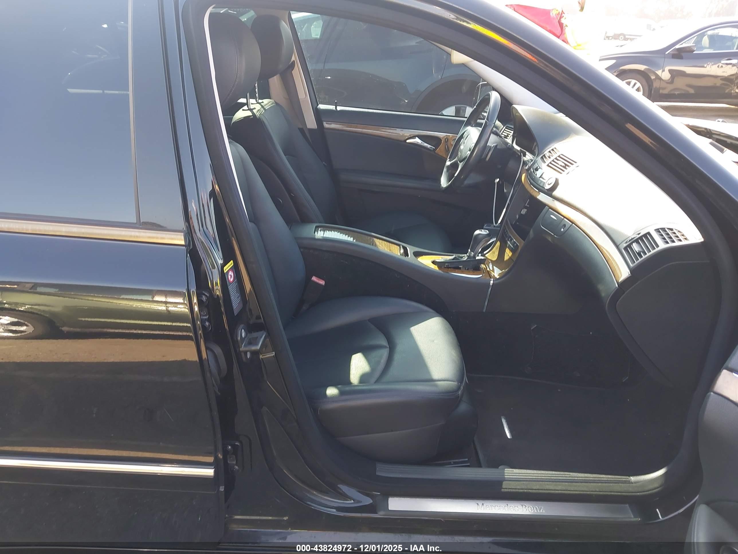 MERCEDES-BENZ E image 5