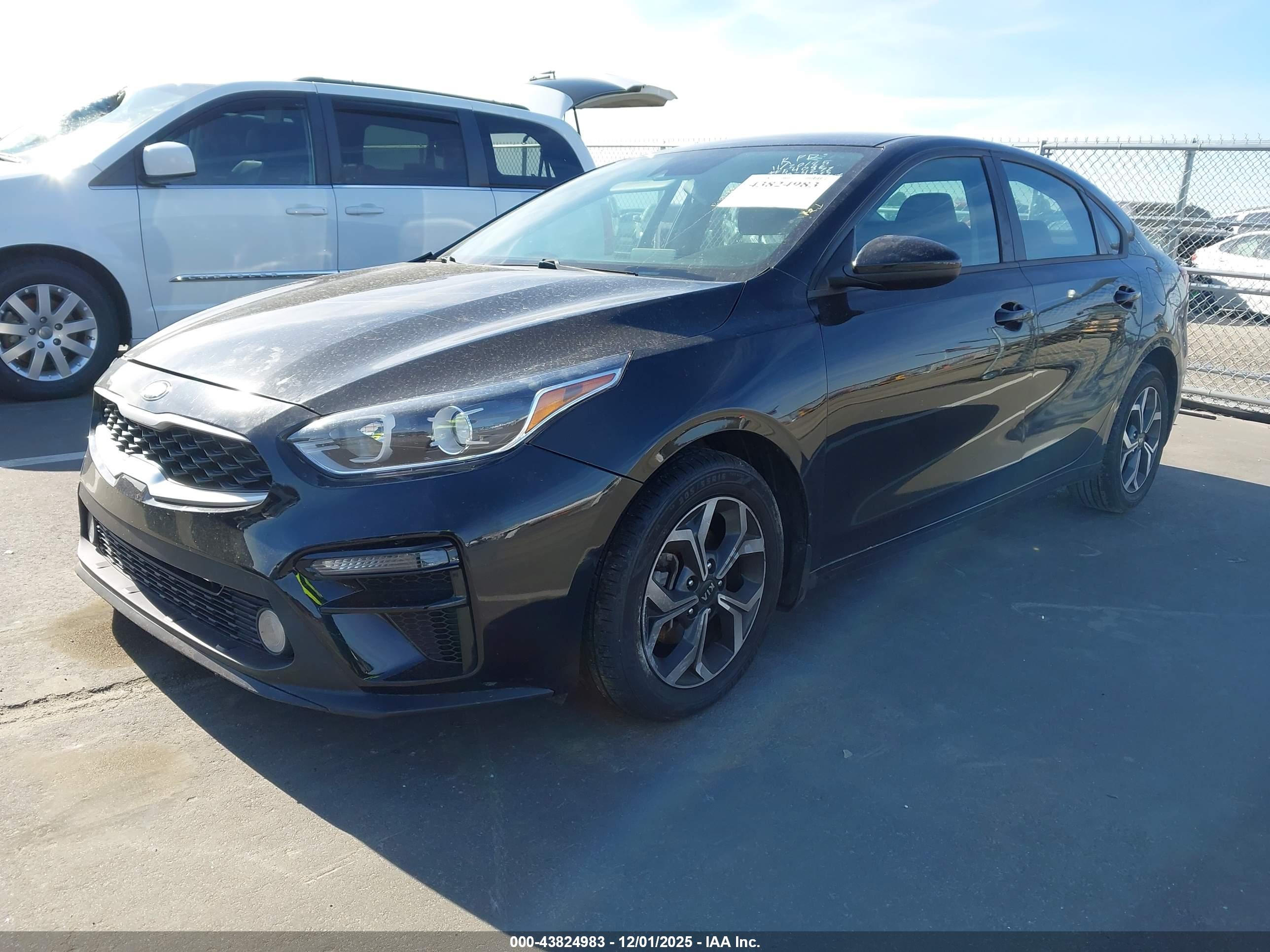 KIA FORTE image 2