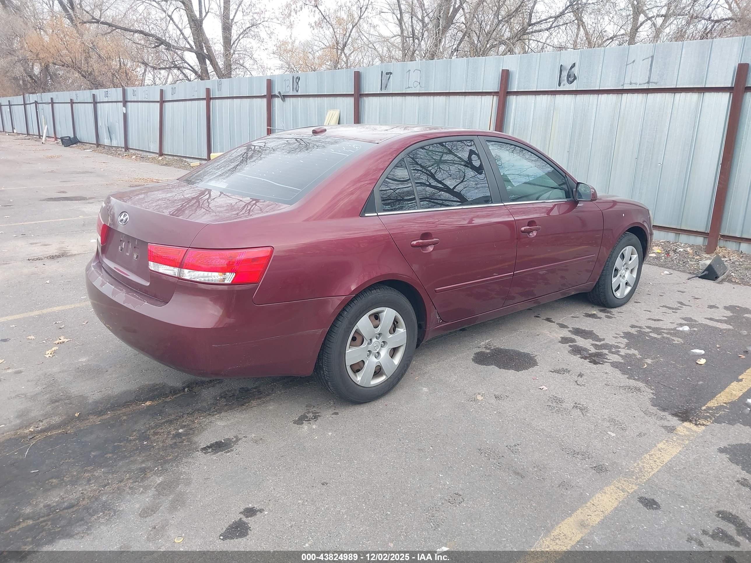 HYUNDAI SONATA image 4