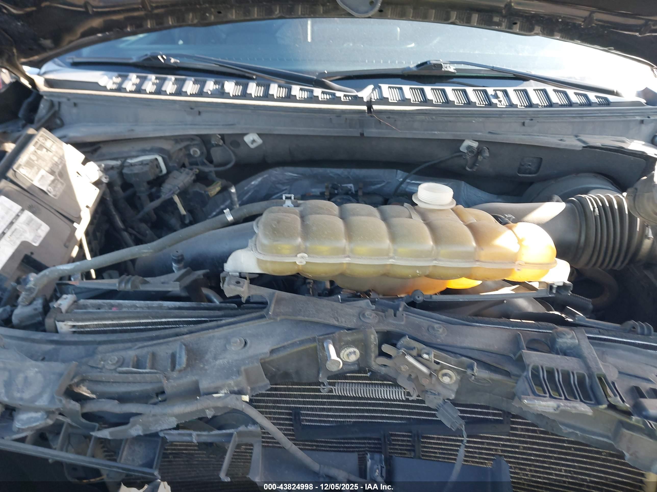 LINCOLN NAVIGATOR image 10