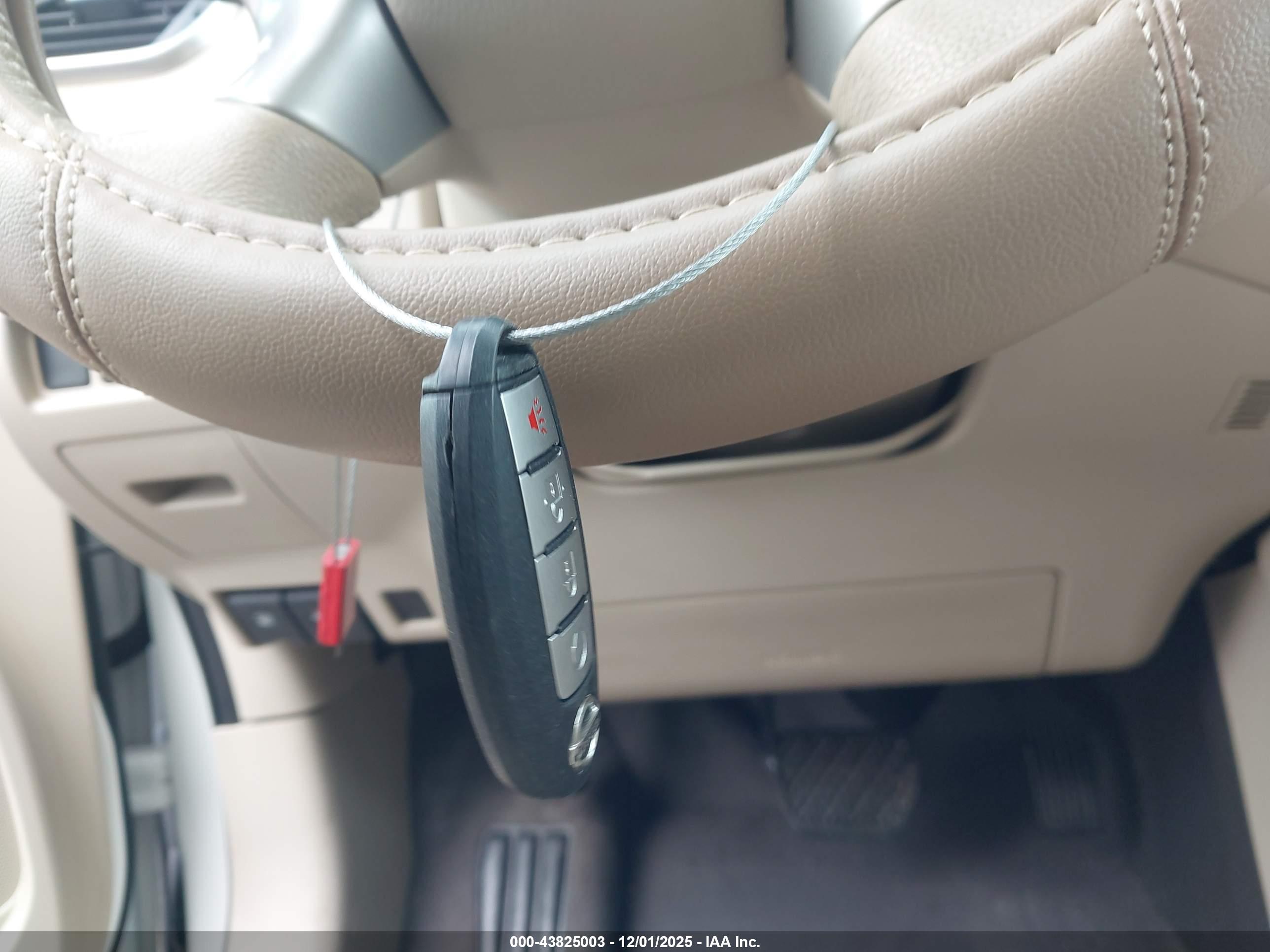 NISSAN MURANO image 11