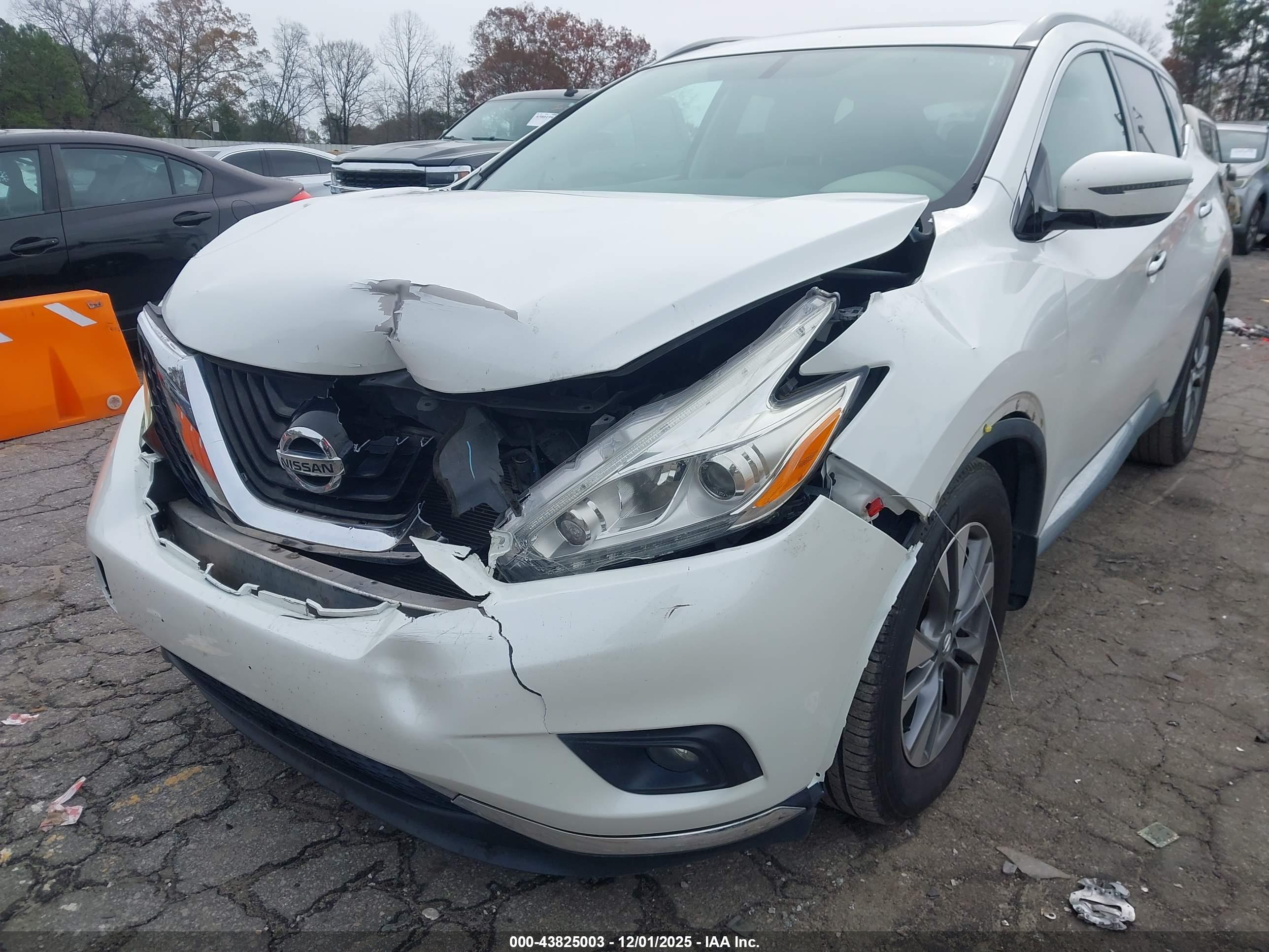 NISSAN MURANO image 6