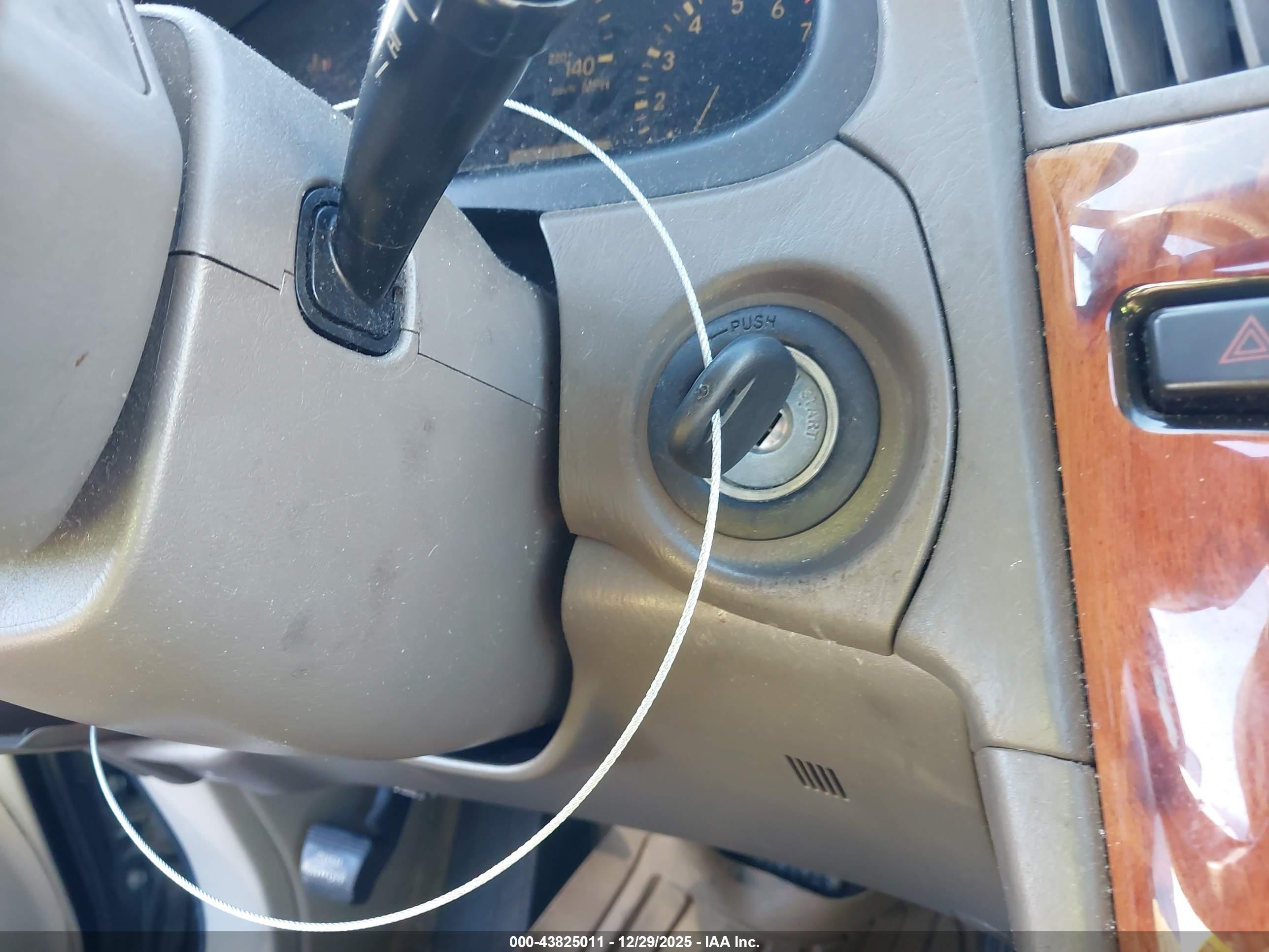 LEXUS RX image 11