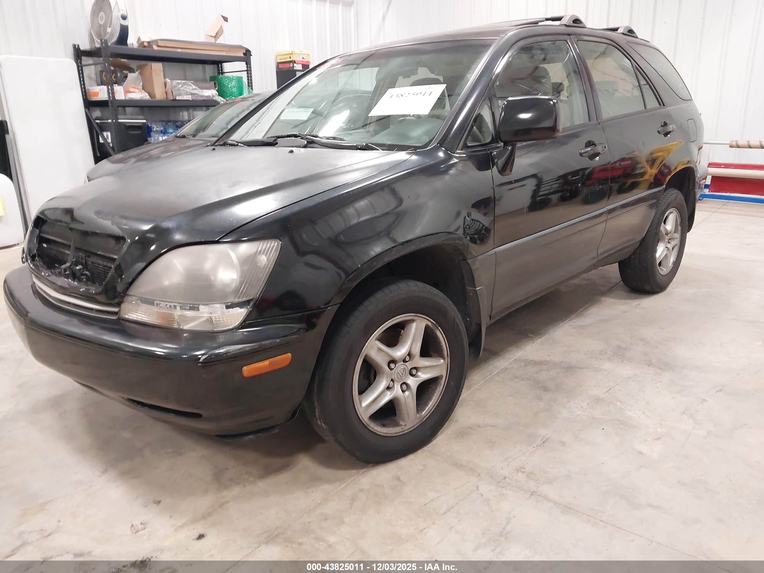 LEXUS RX image 2