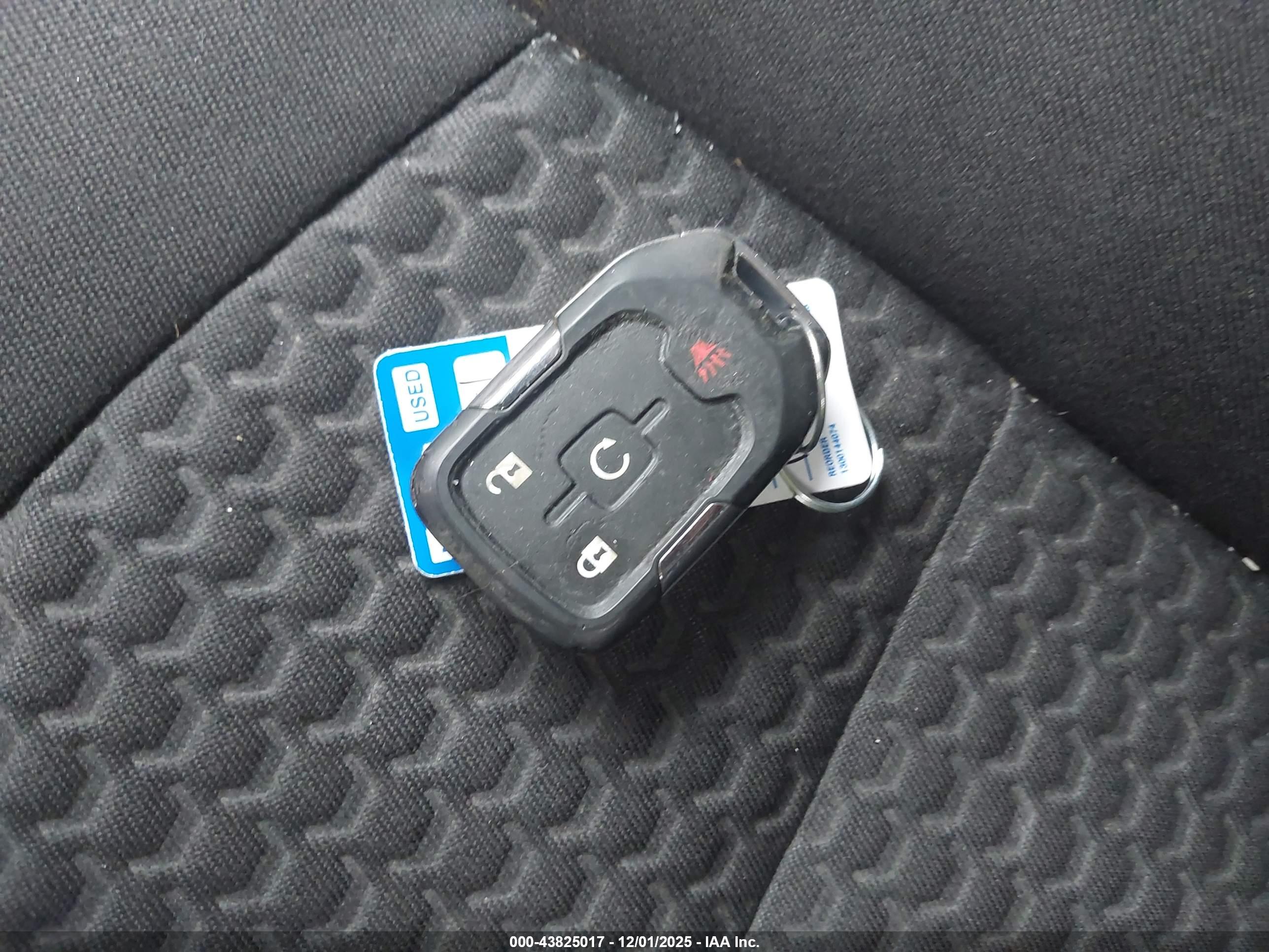 GMC TERRAIN image 11
