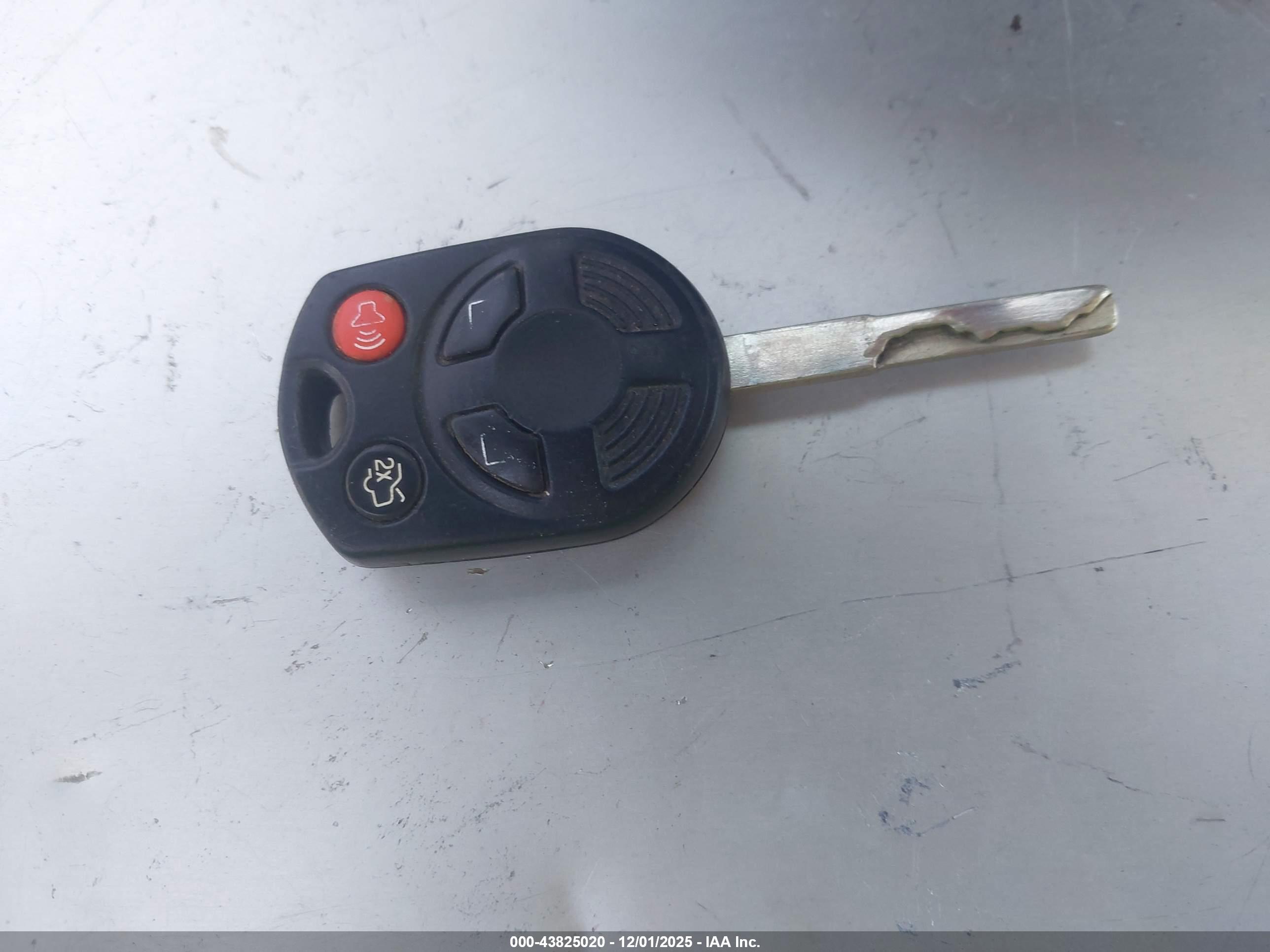 FORD FOCUS image 11