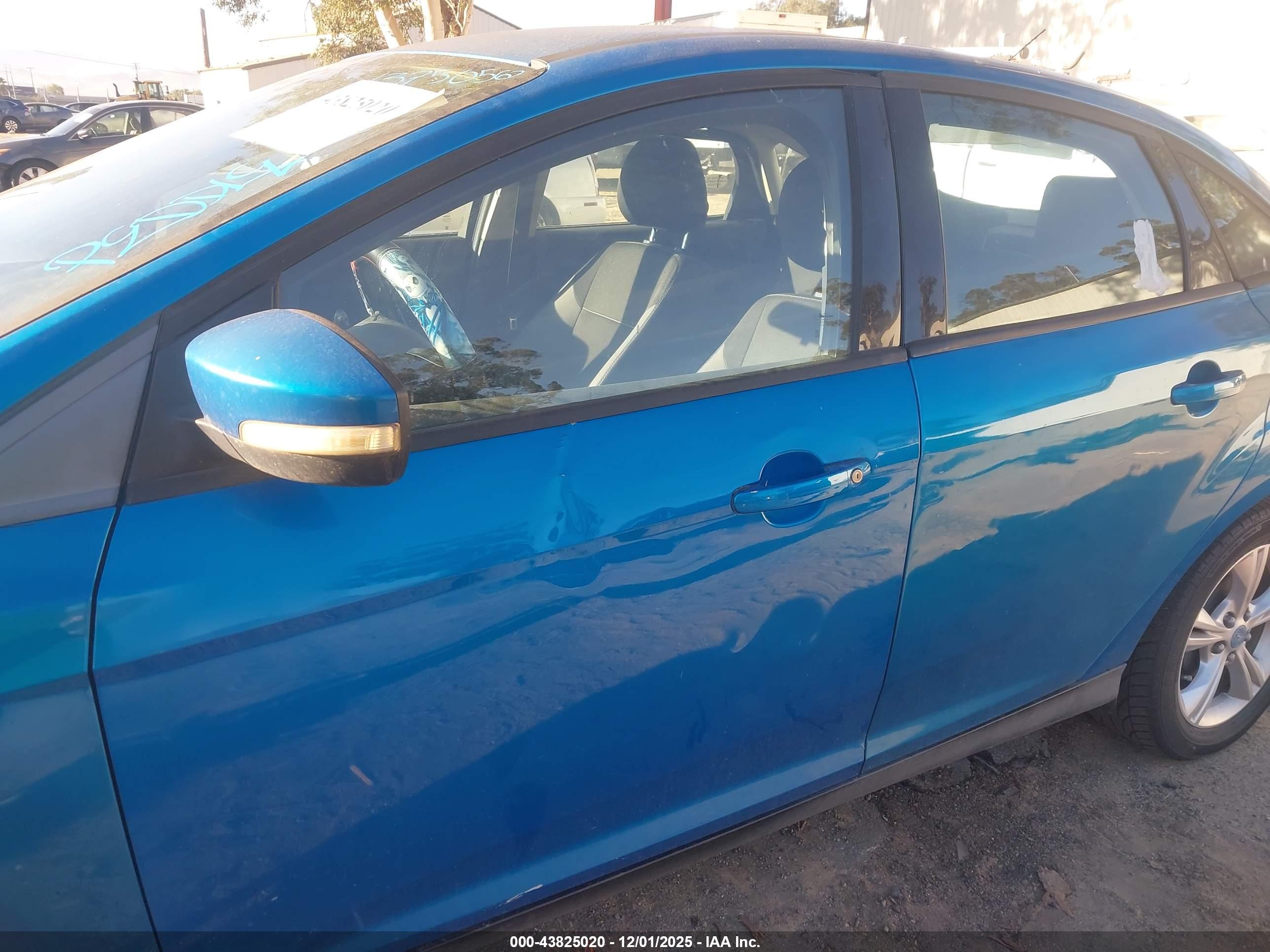 FORD FOCUS image 6