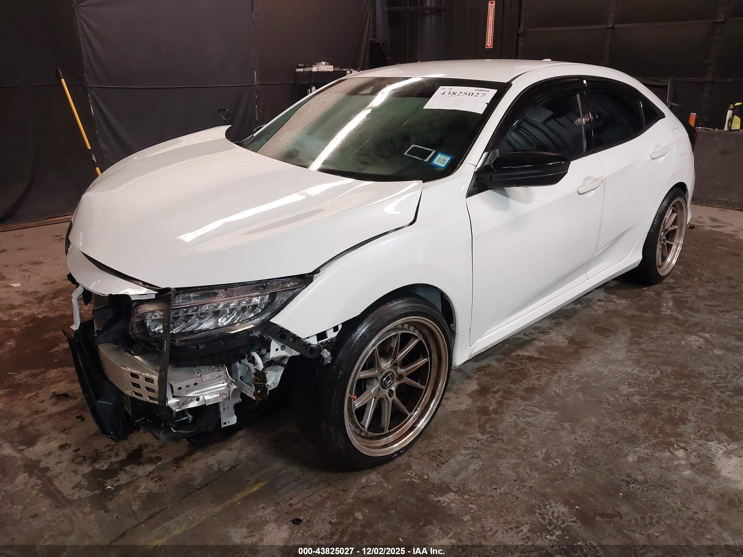 HONDA CIVIC image 2