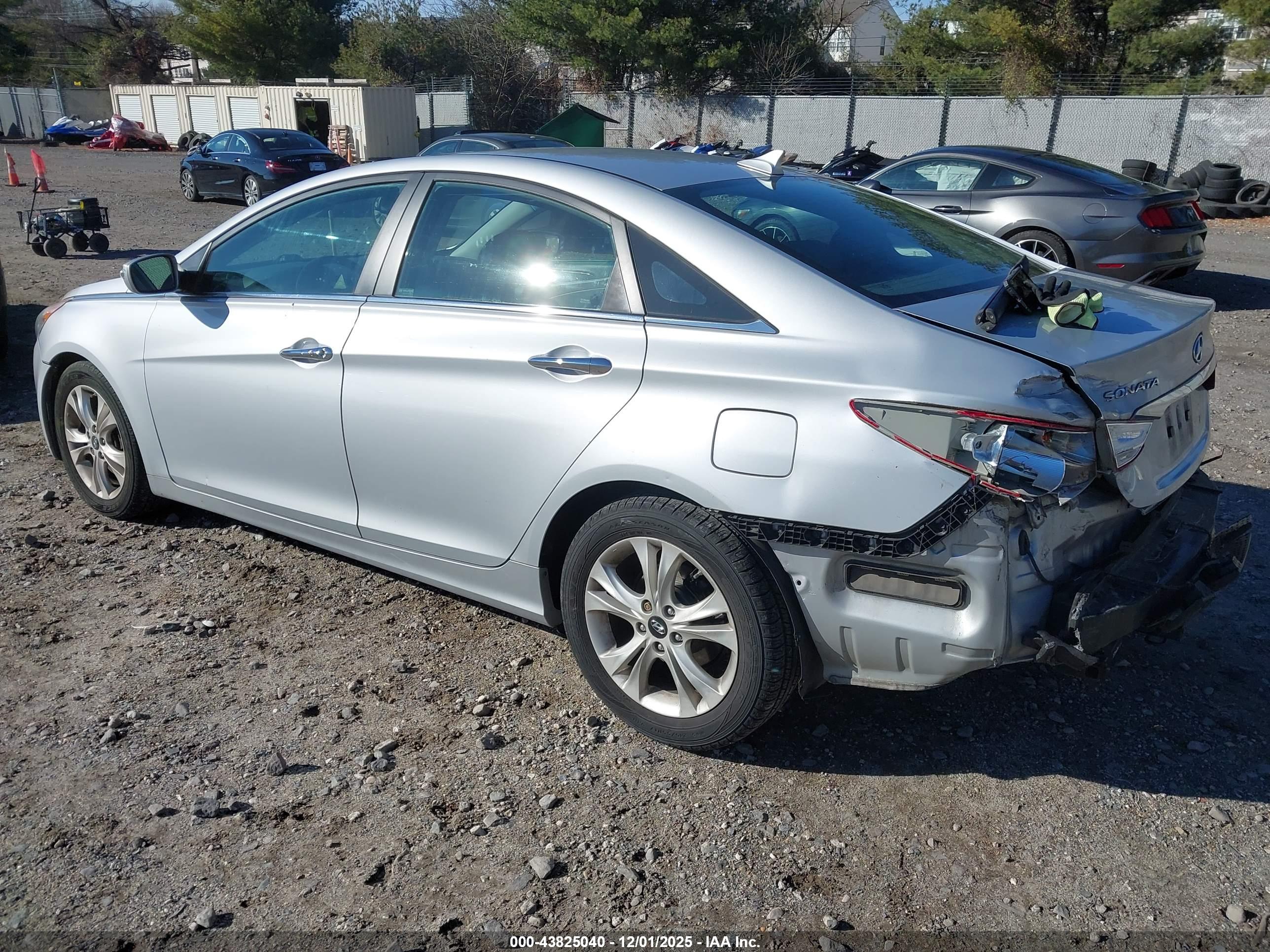 HYUNDAI SONATA image 3