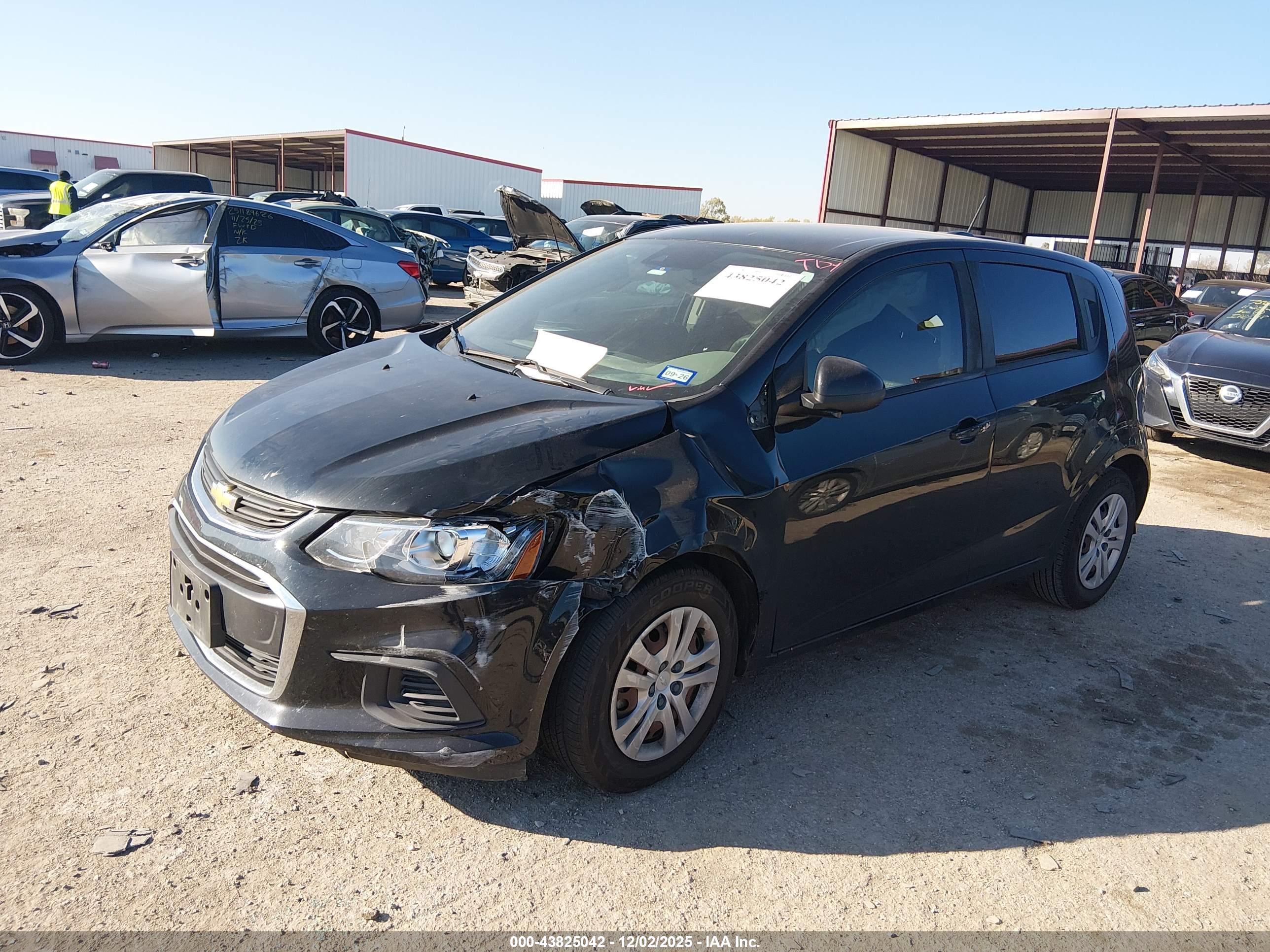CHEVROLET SONIC image 6