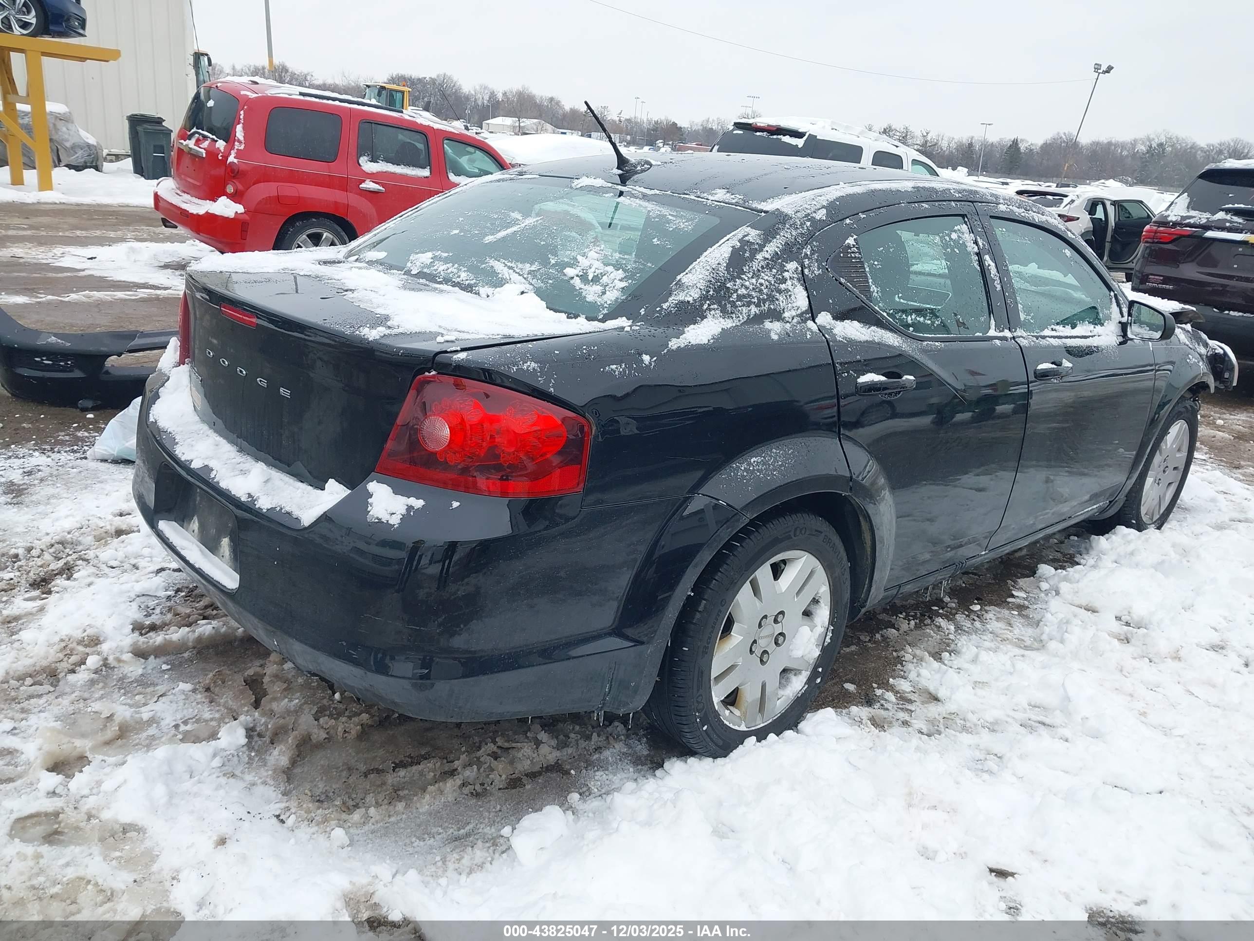 DODGE AVENGER image 4