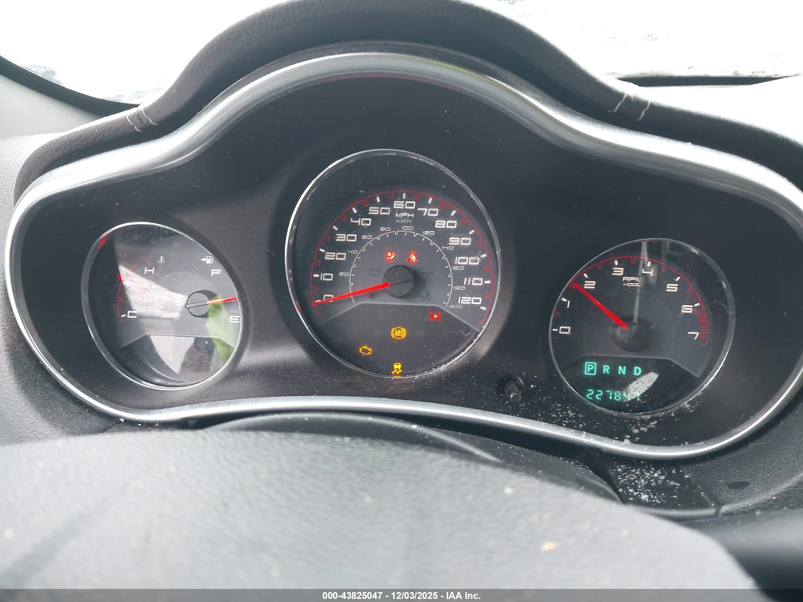 DODGE AVENGER image 7