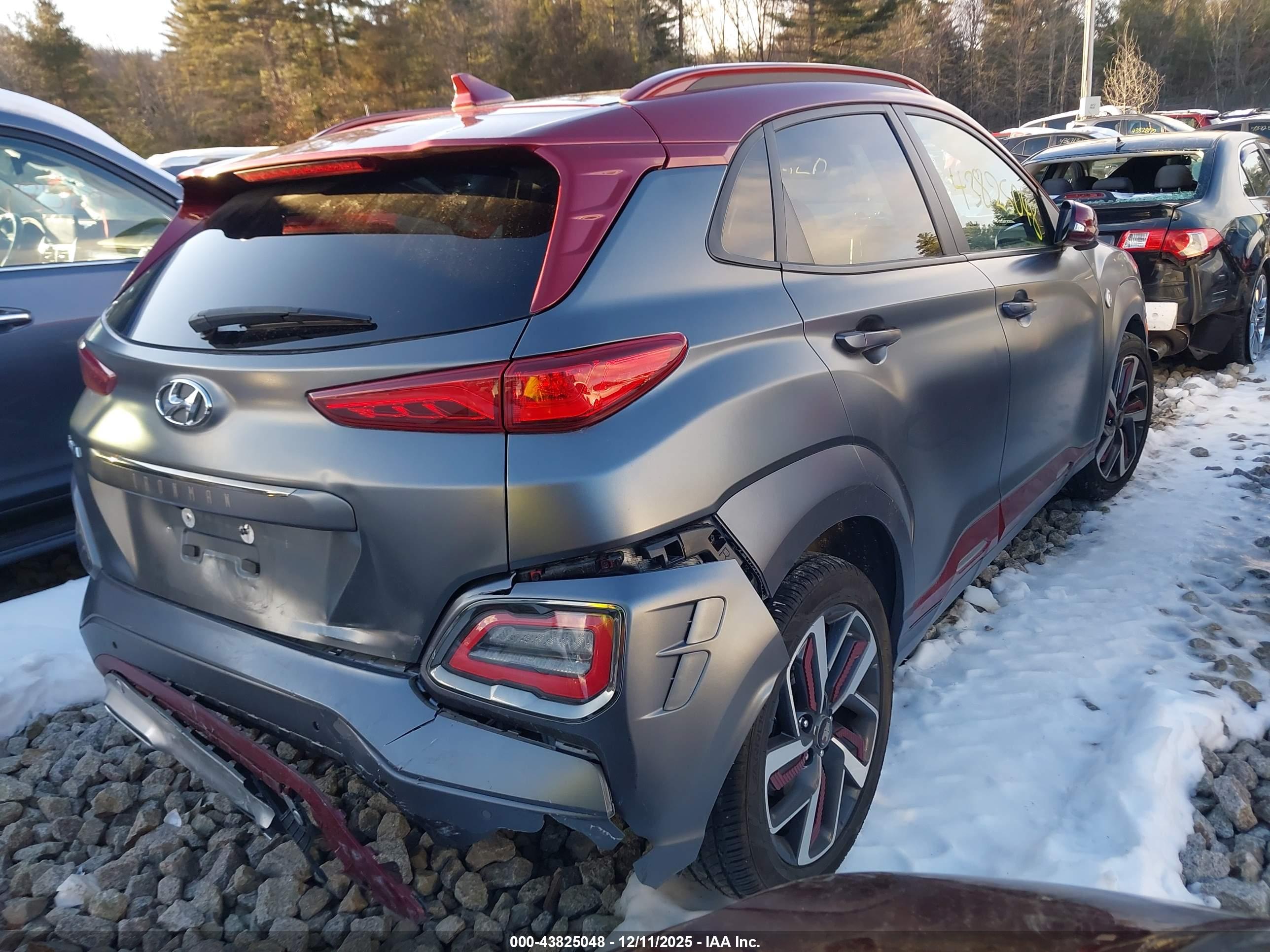 HYUNDAI KONA image 4
