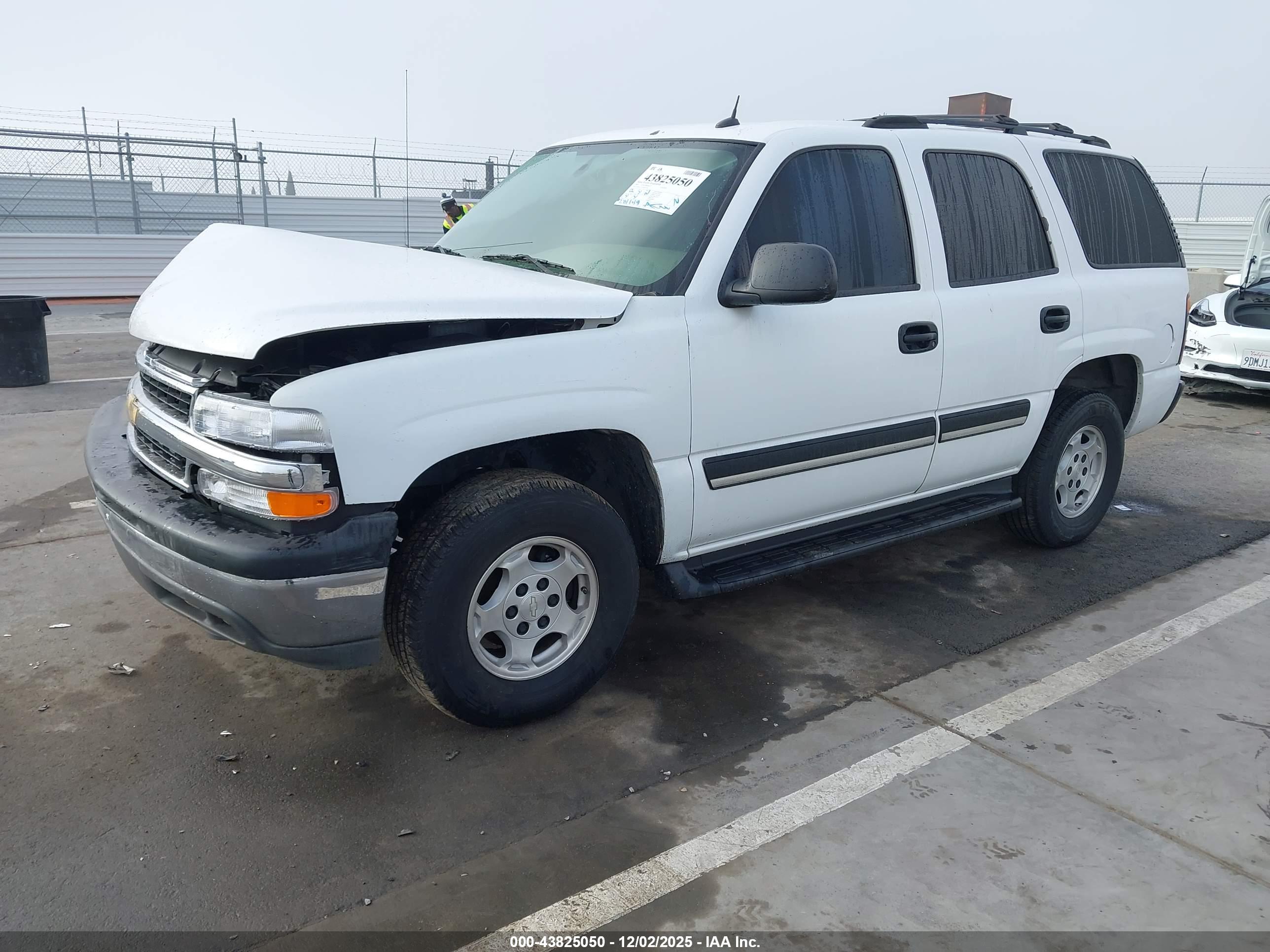 CHEVROLET TAHOE image 2
