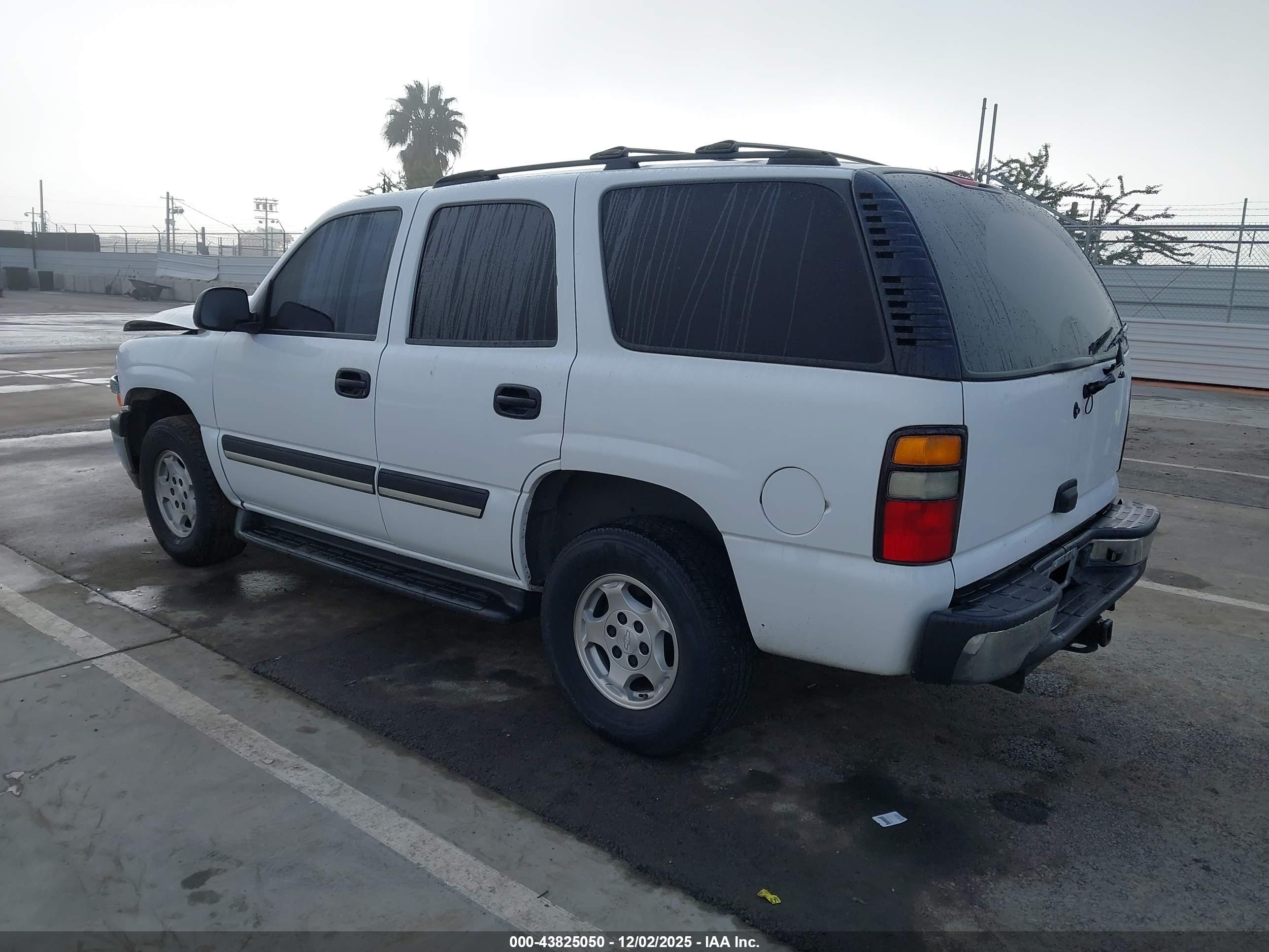 CHEVROLET TAHOE image 3