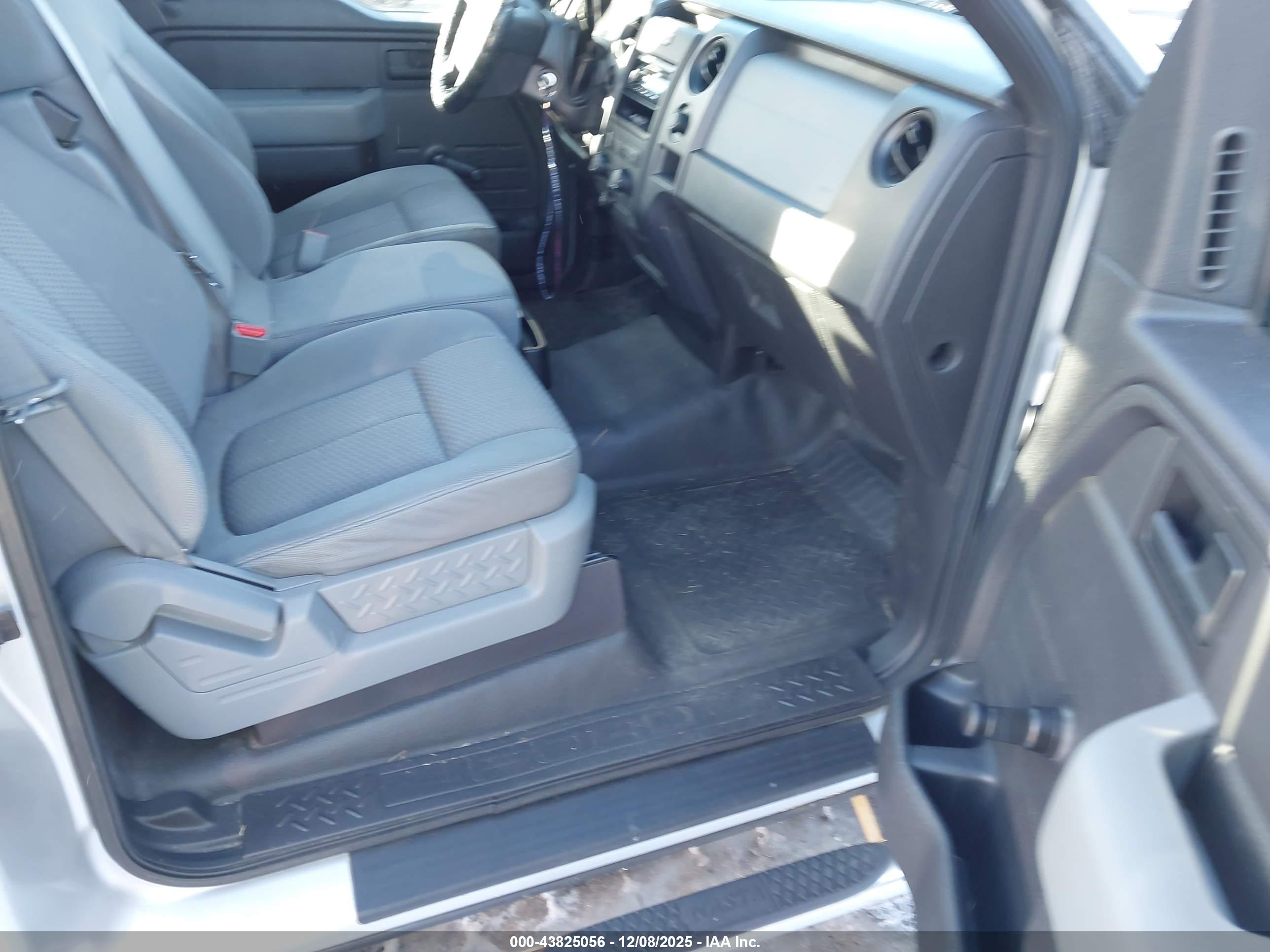 FORD F-150 image 5