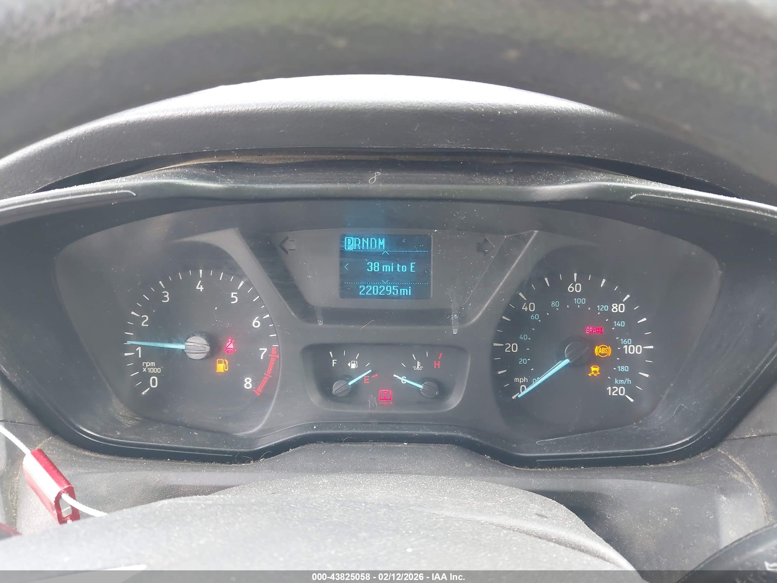 FORD TRANSIT-250 image 7