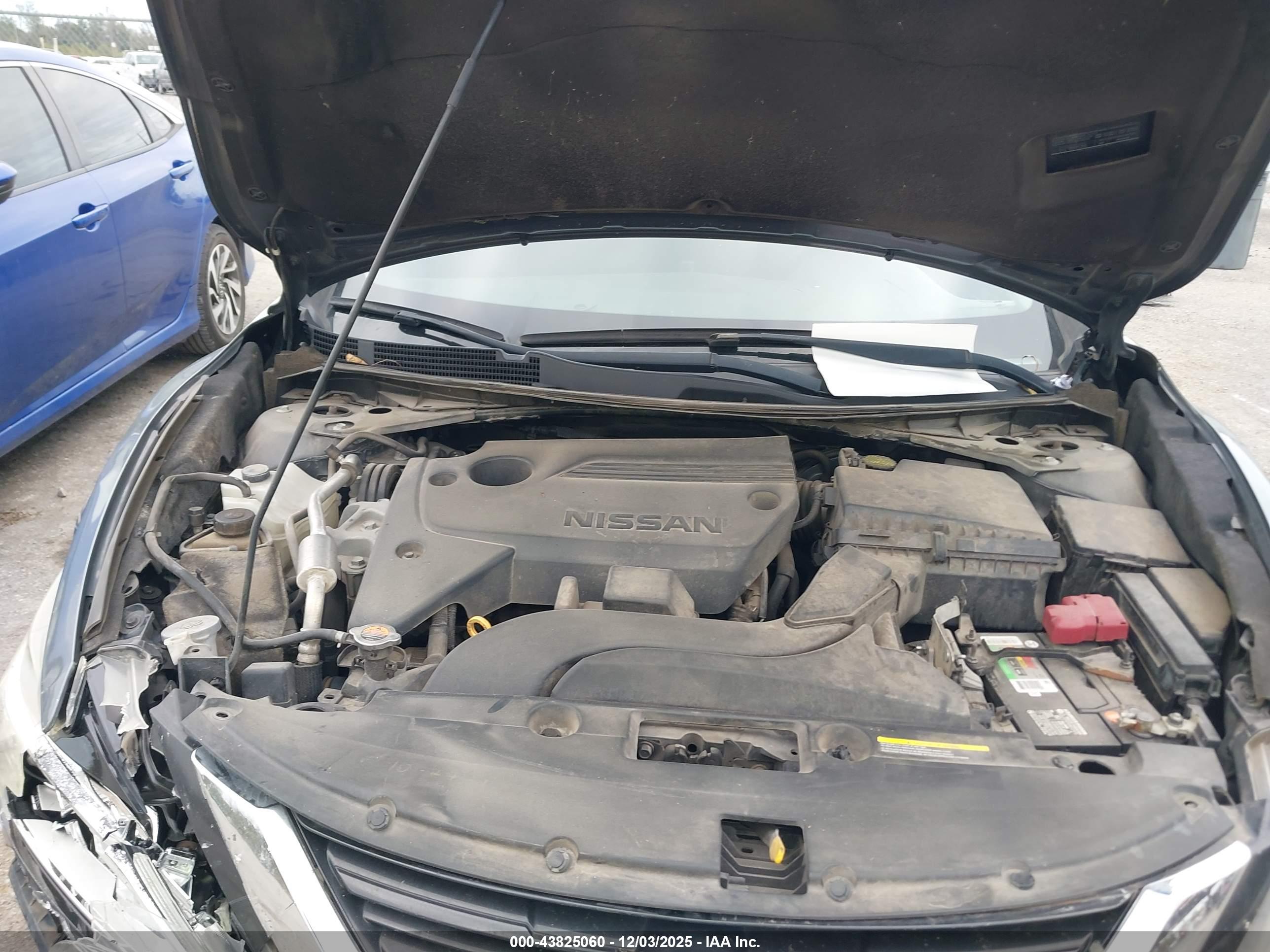 NISSAN ALTIMA image 10
