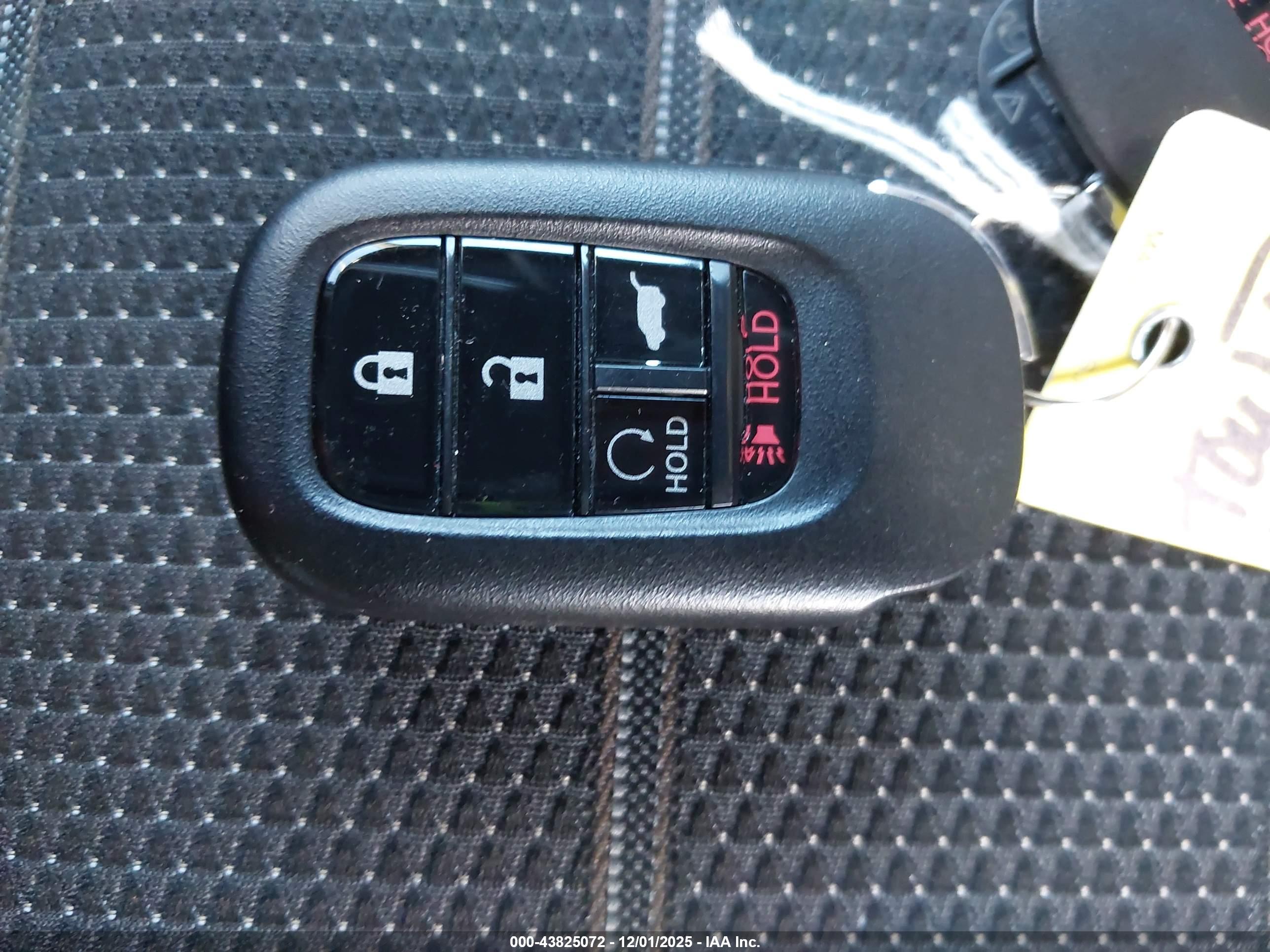 HONDA CR-V image 11