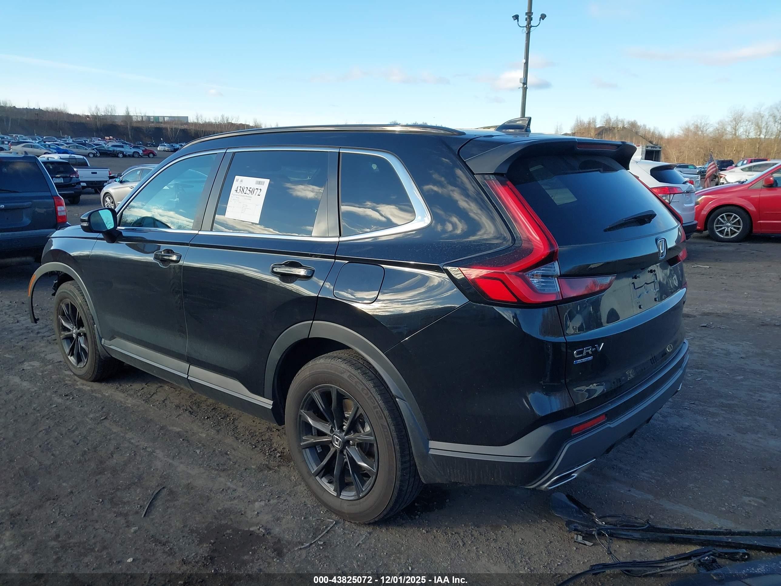 HONDA CR-V image 3