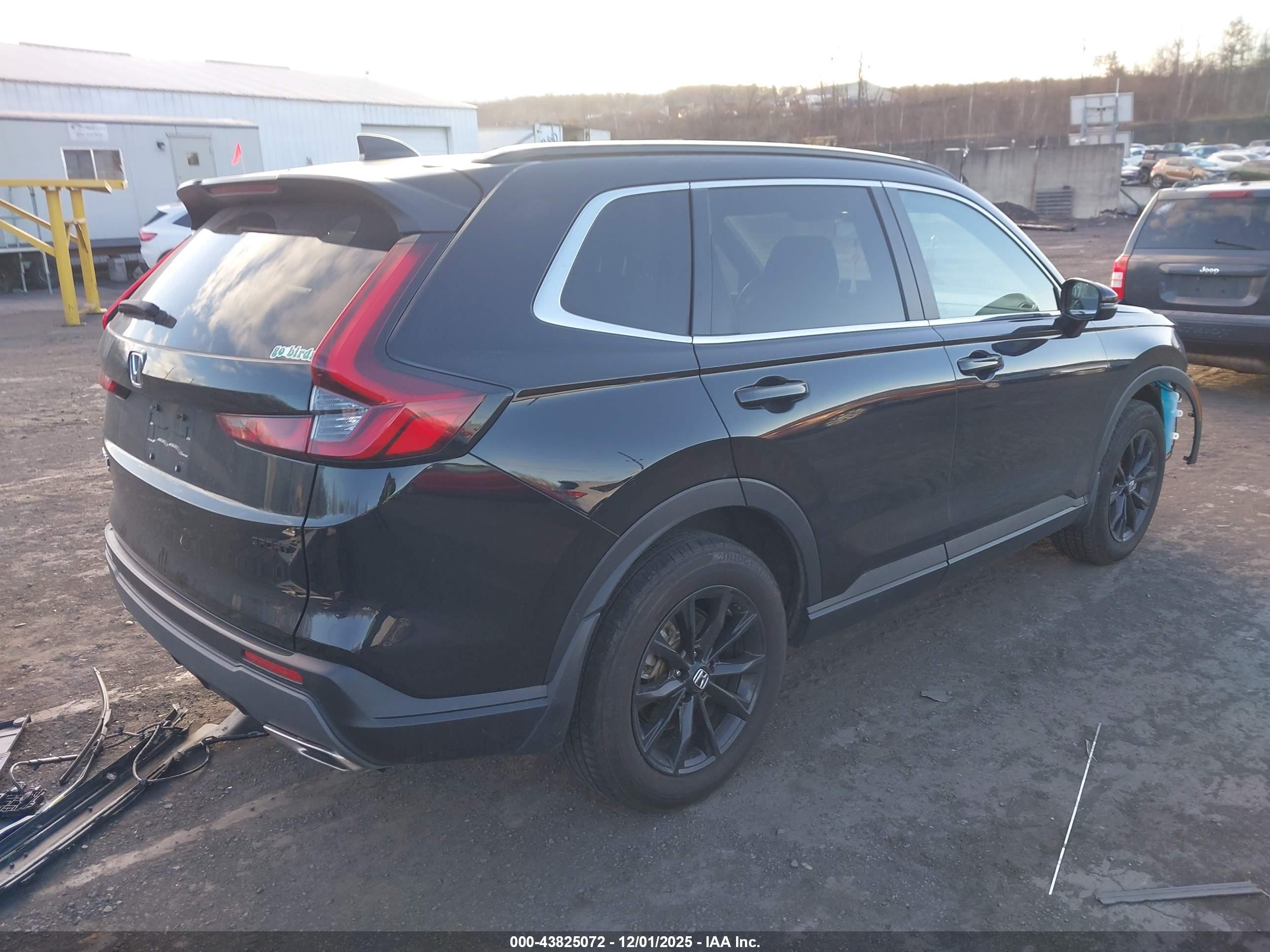 HONDA CR-V image 4