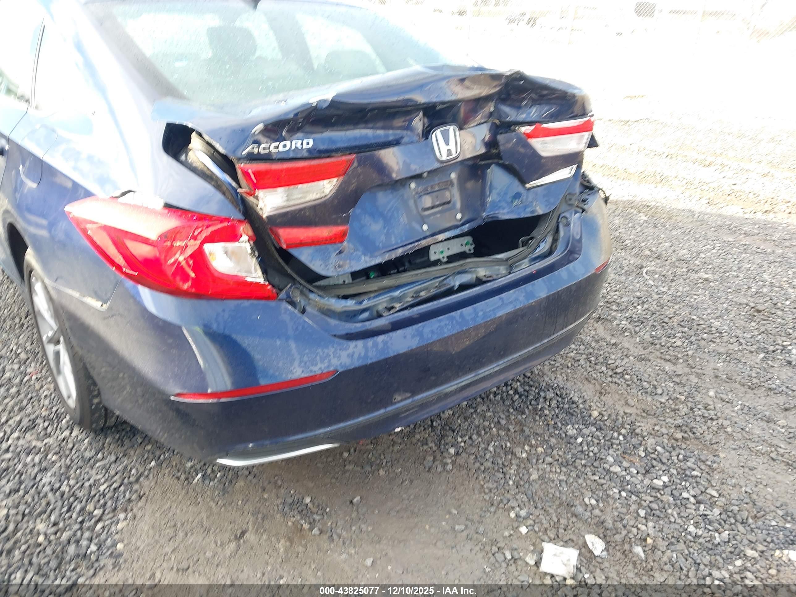 HONDA ACCORD image 6