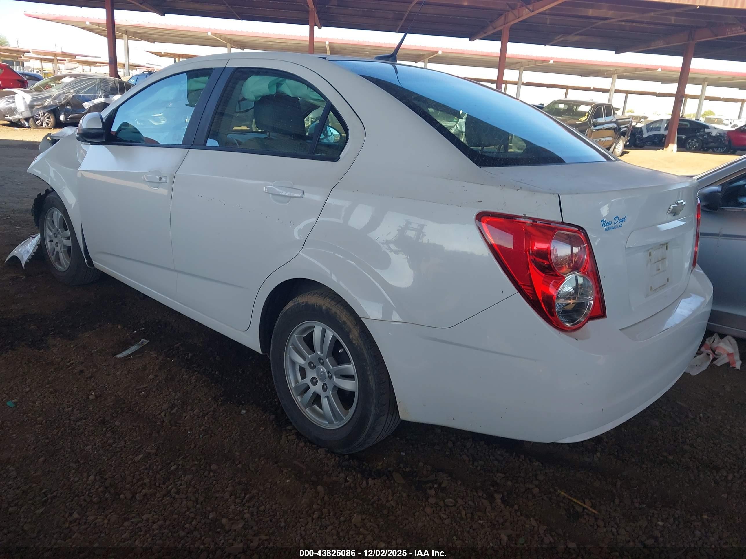 CHEVROLET SONIC image 3