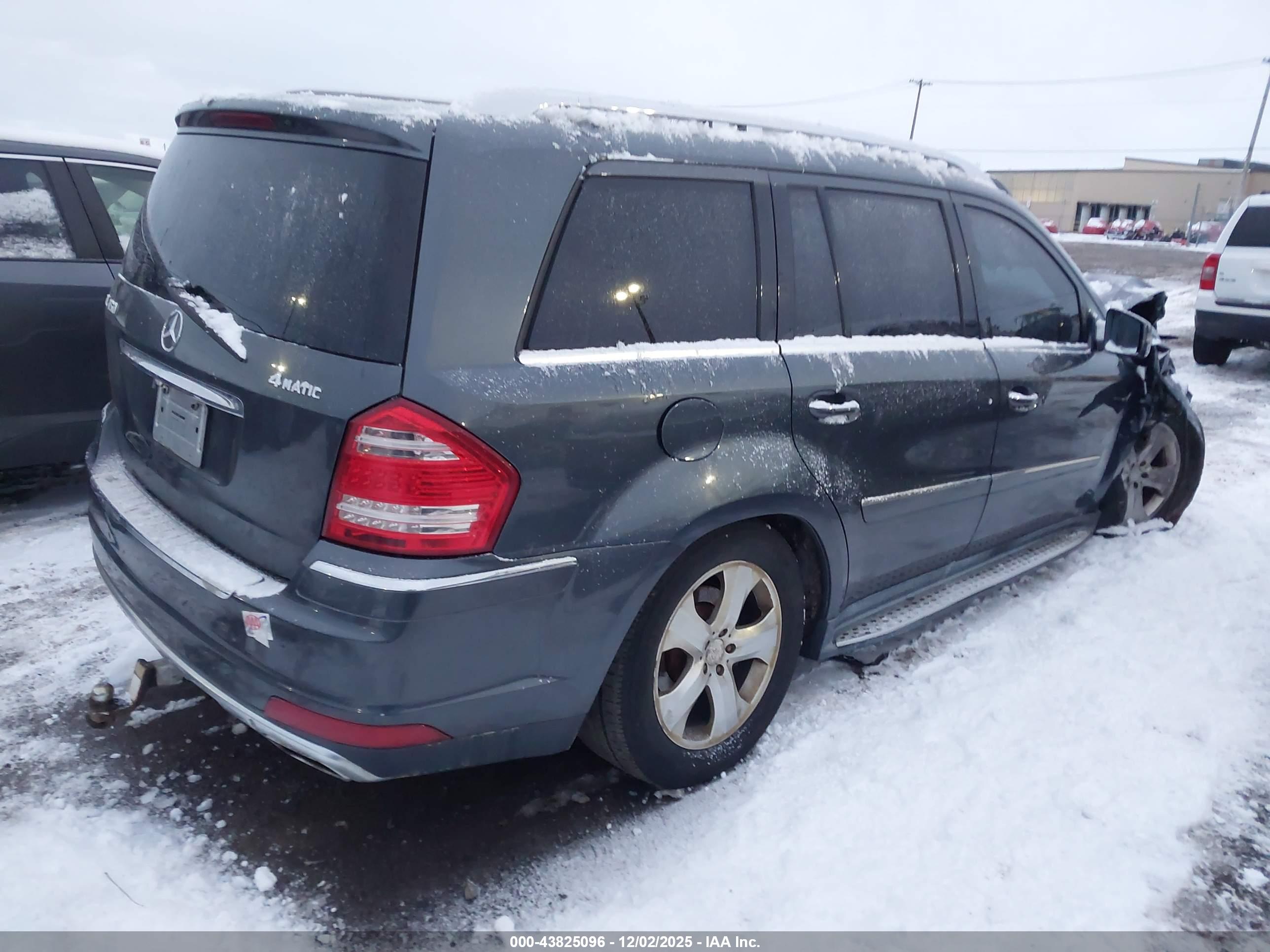 MERCEDES-BENZ GL image 4