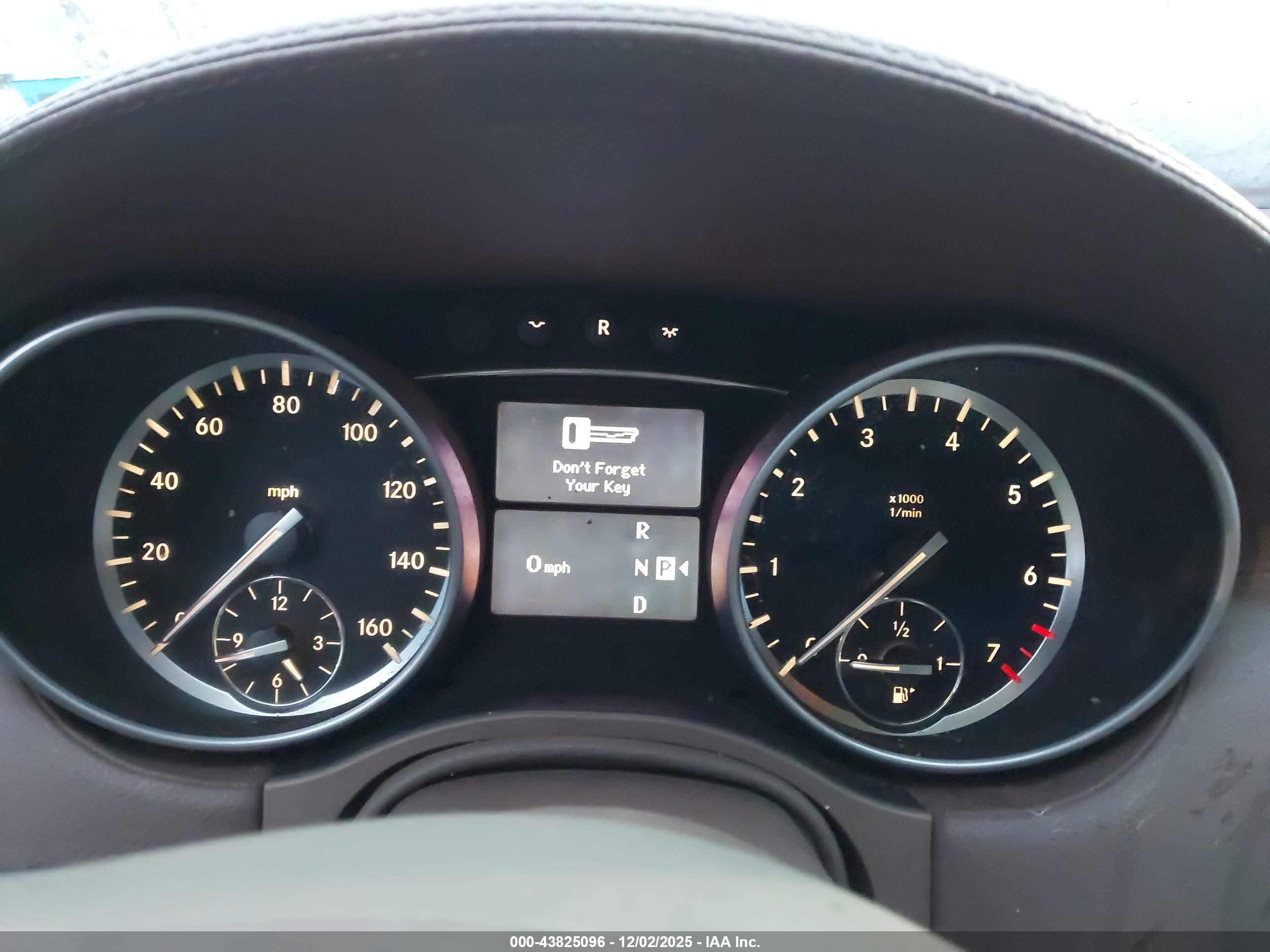 MERCEDES-BENZ GL image 7