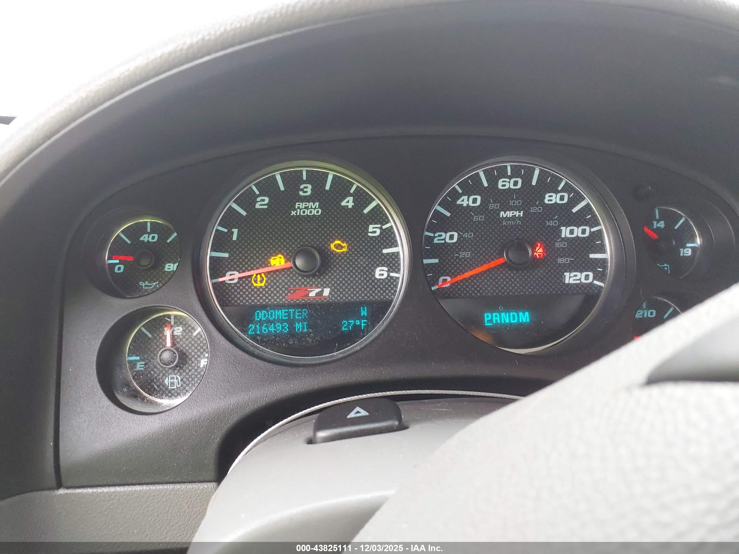 CHEVROLET SILVERADO image 7