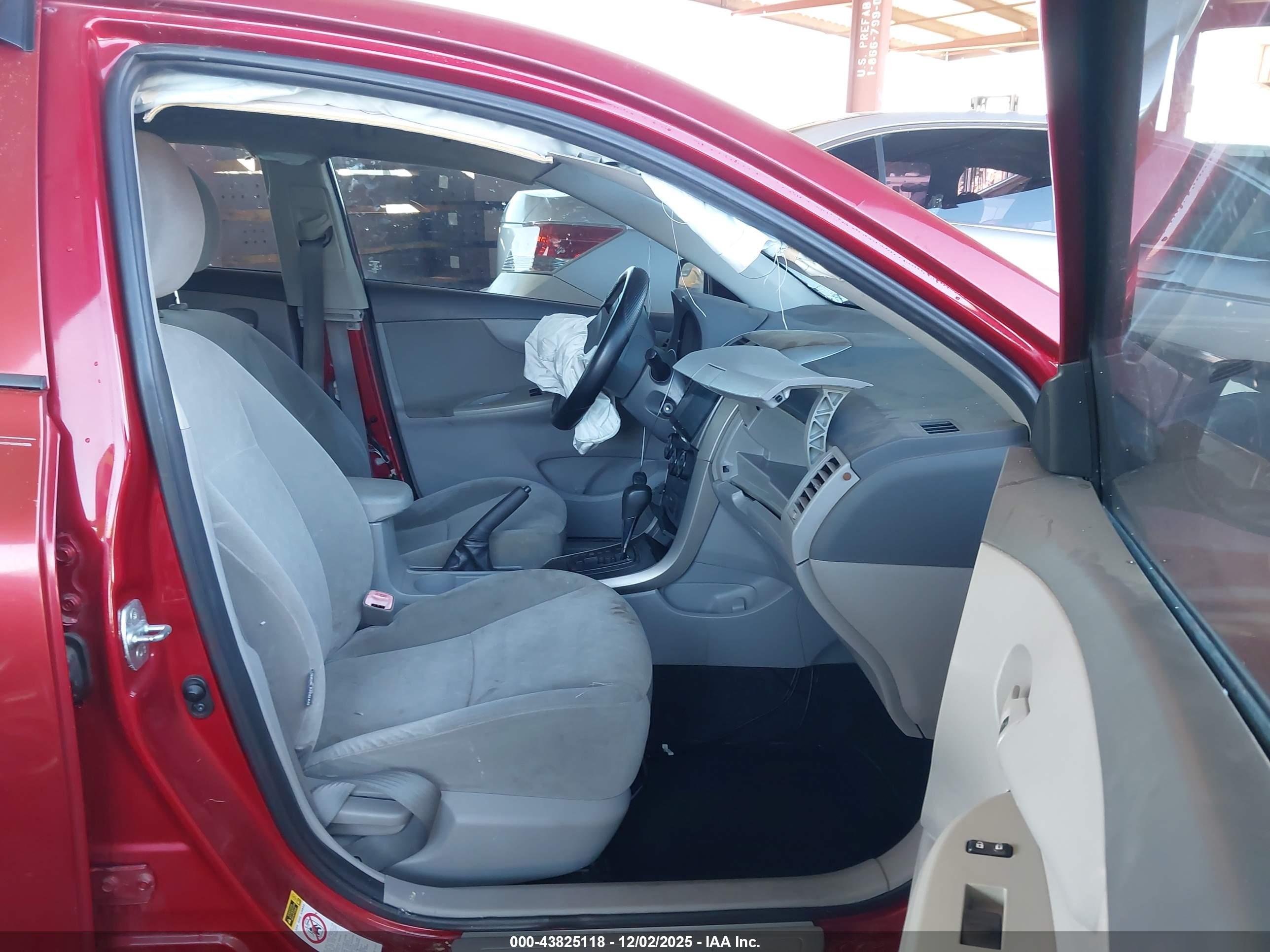 TOYOTA COROLLA image 5