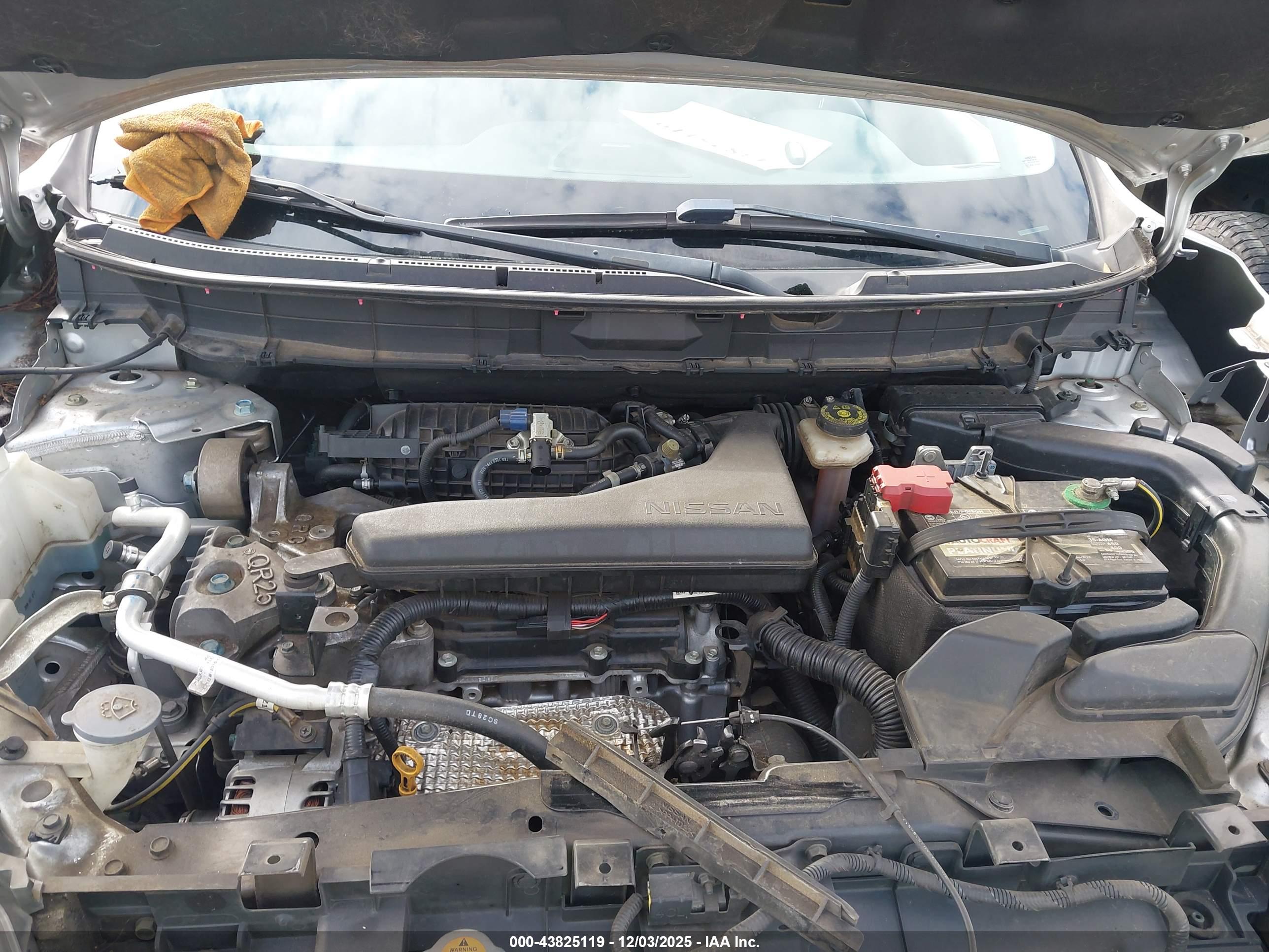 NISSAN ROGUE image 10