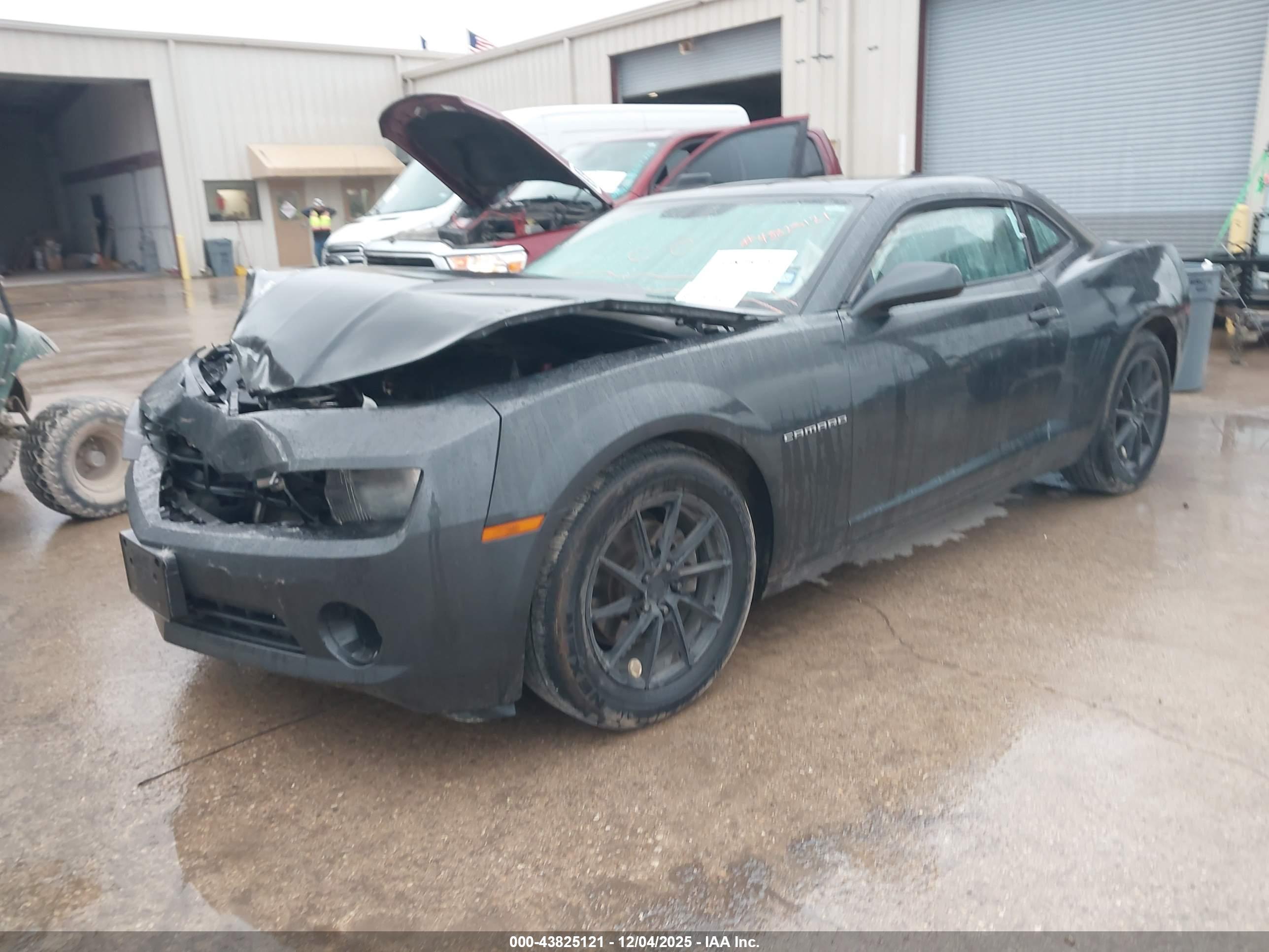 CHEVROLET CAMARO image 2