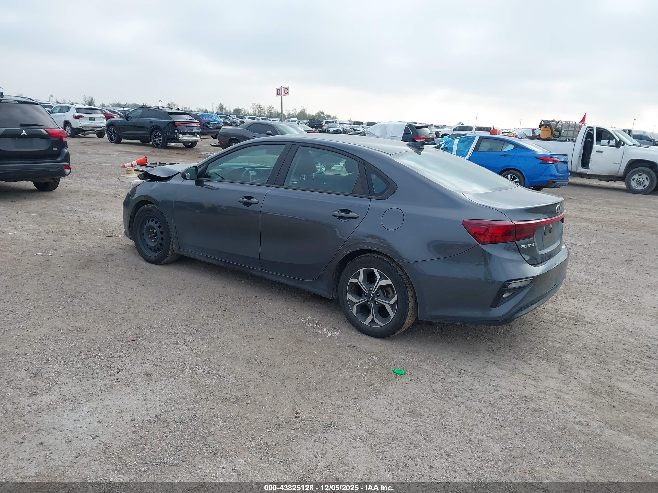 KIA FORTE image 3