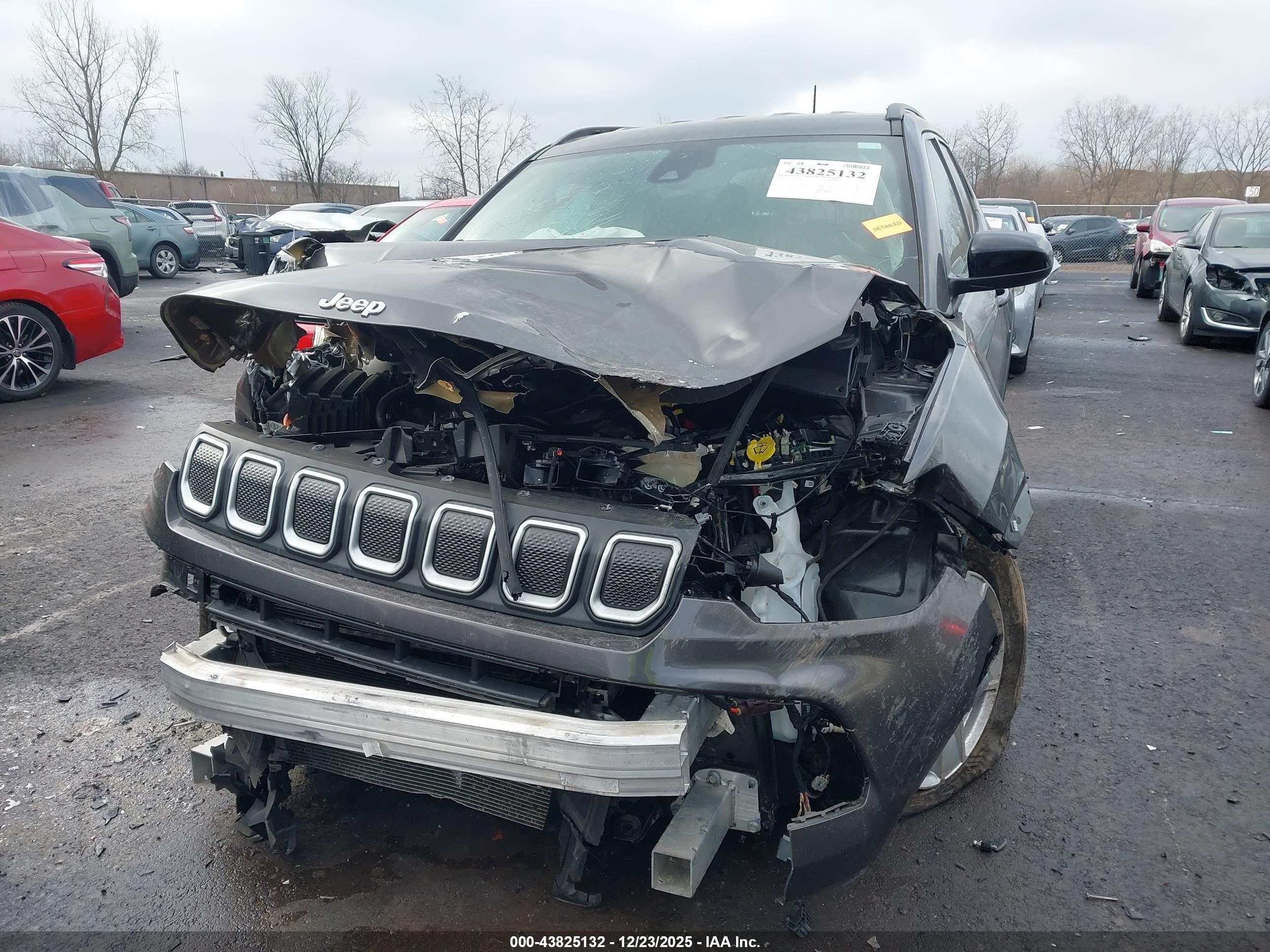 JEEP COMPASS image 2