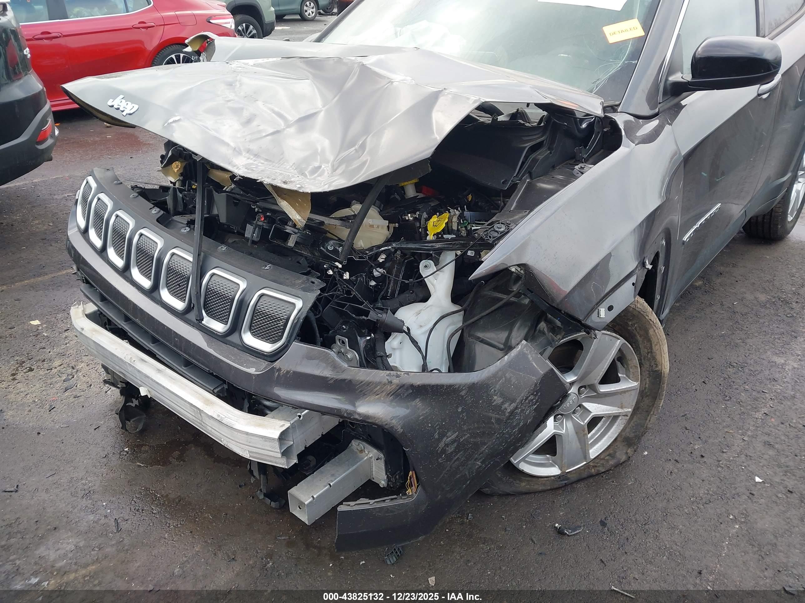JEEP COMPASS image 6