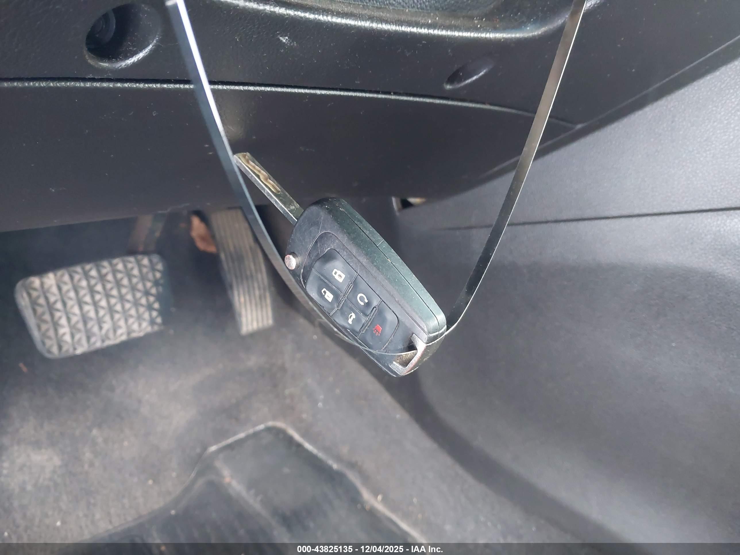 CHEVROLET CRUZE image 11