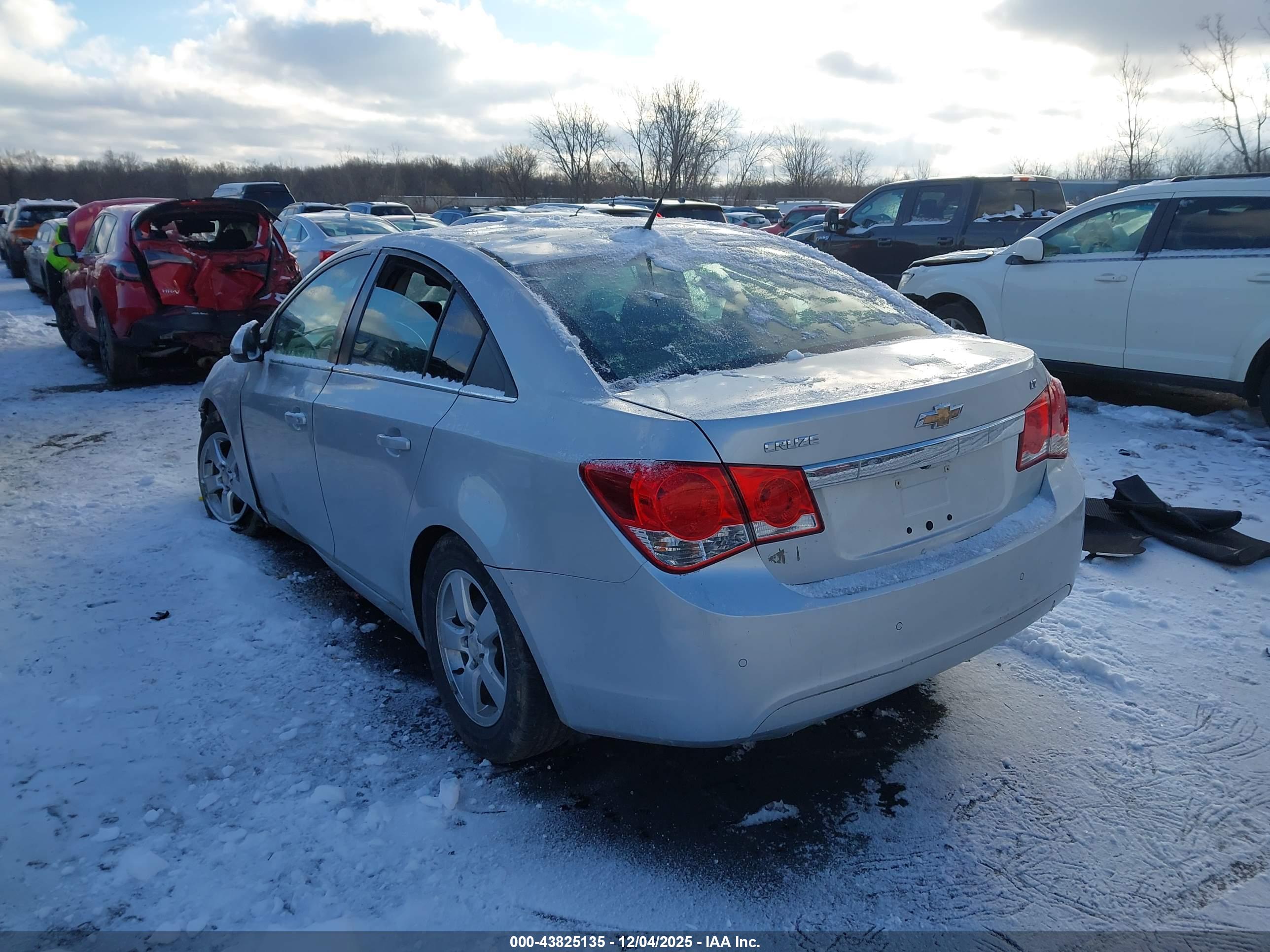 CHEVROLET CRUZE image 3