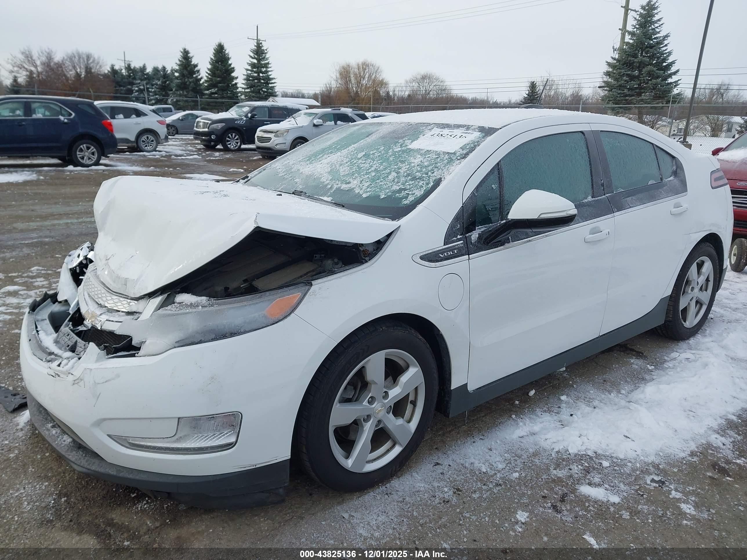 CHEVROLET VOLT image 2